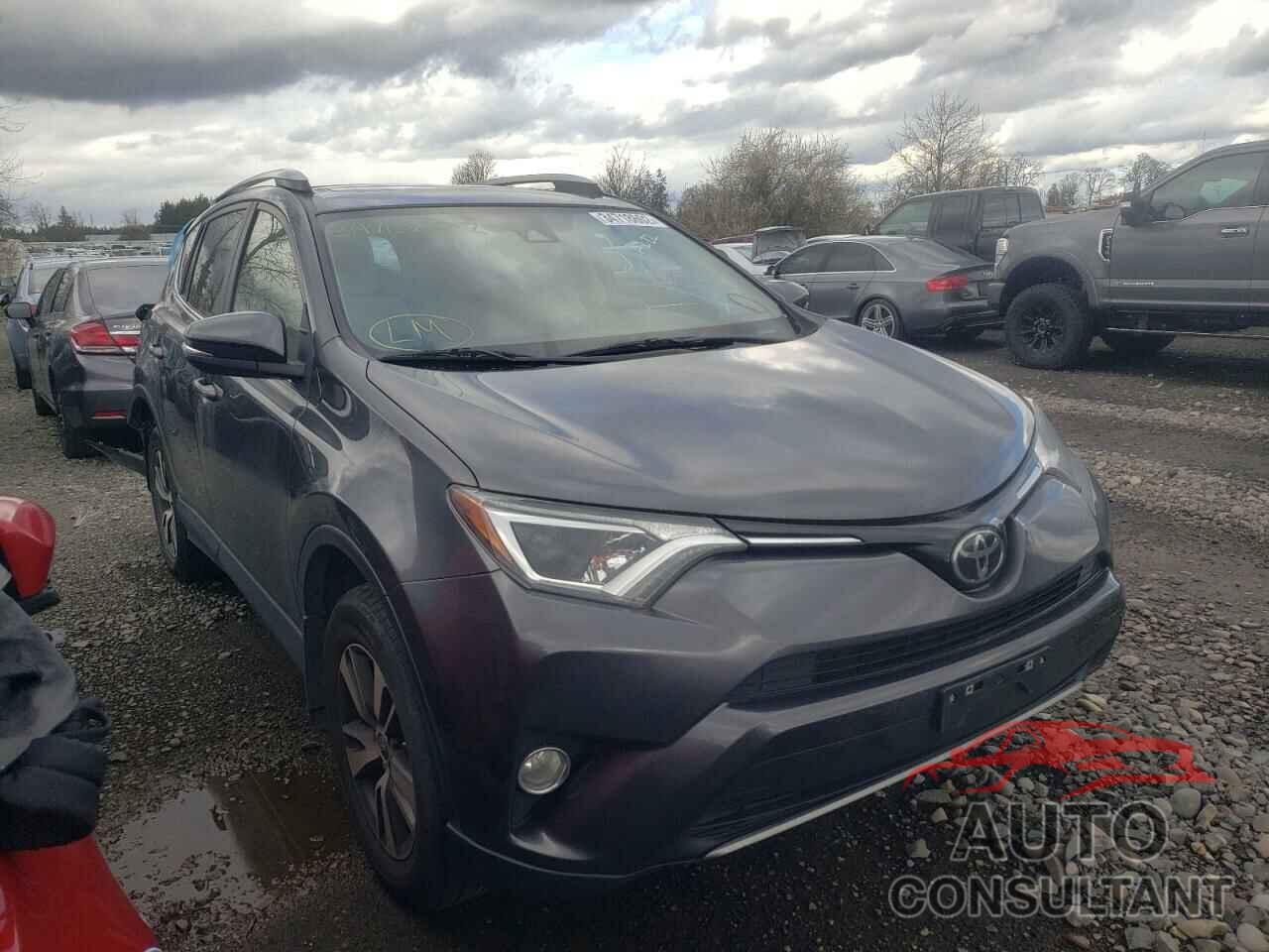TOYOTA RAV4 2017 - JTMRFREV2HJ701188