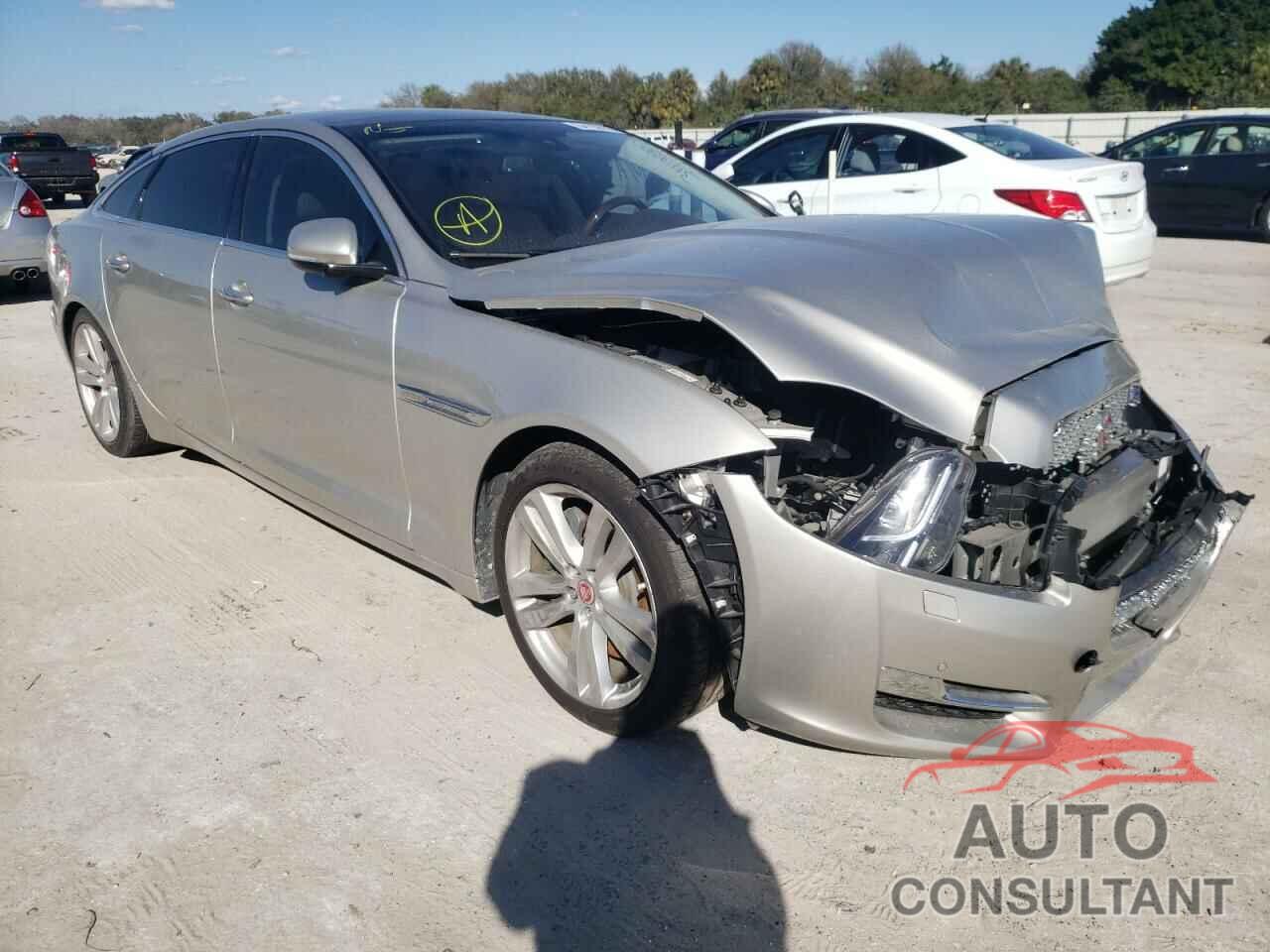 JAGUAR XJ 2017 - SAJWA2G79H8W05798