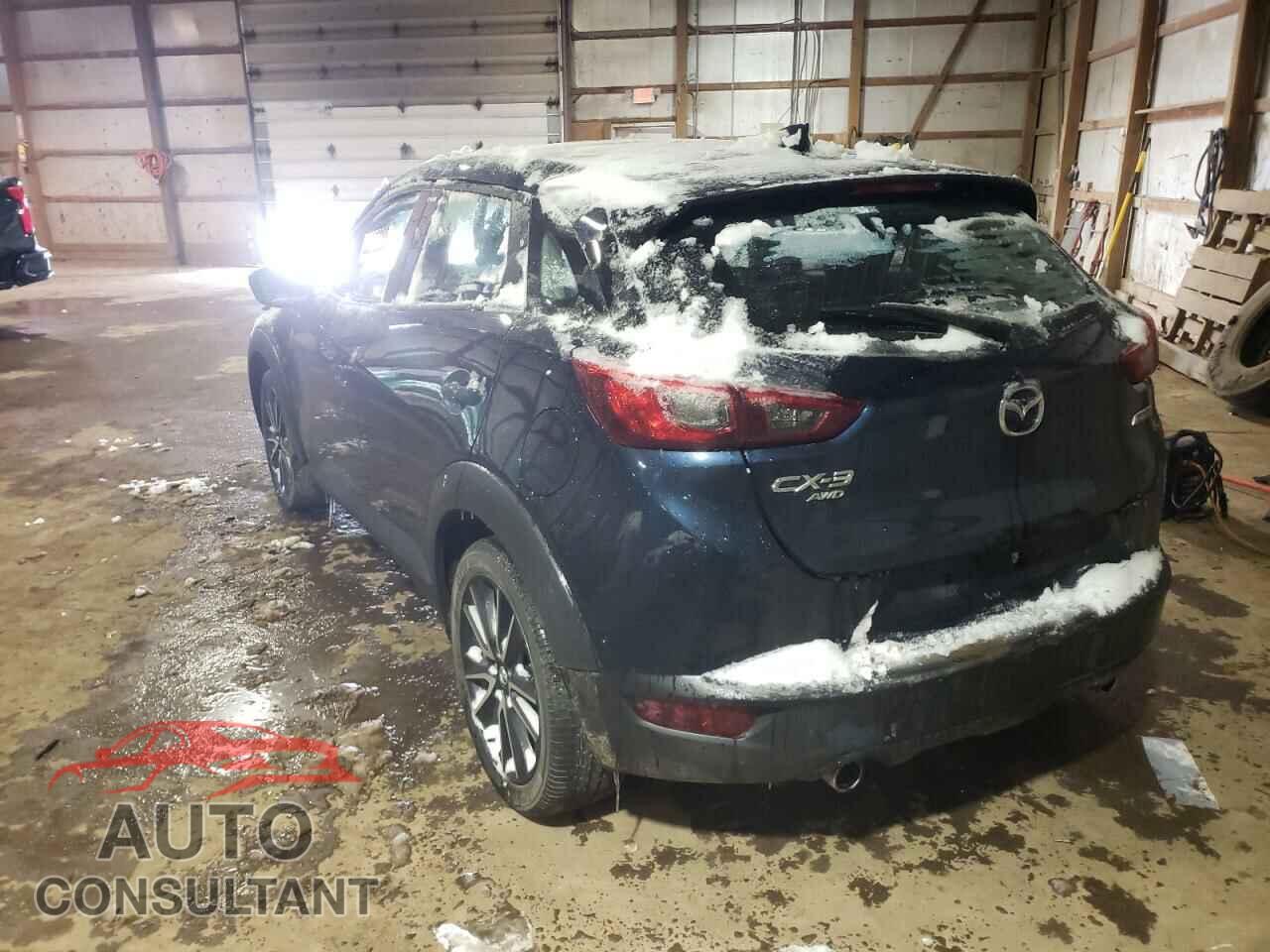 MAZDA CX-3 2018 - JM1DKFC78J0312866