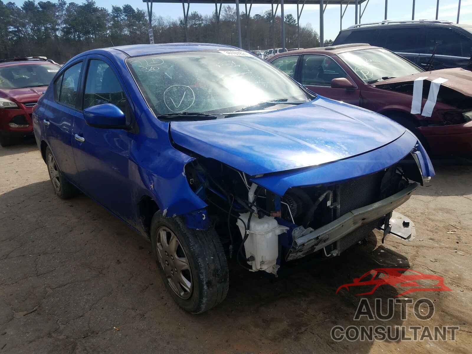 NISSAN VERSA 2017 - 3N1CN7APXHL860377