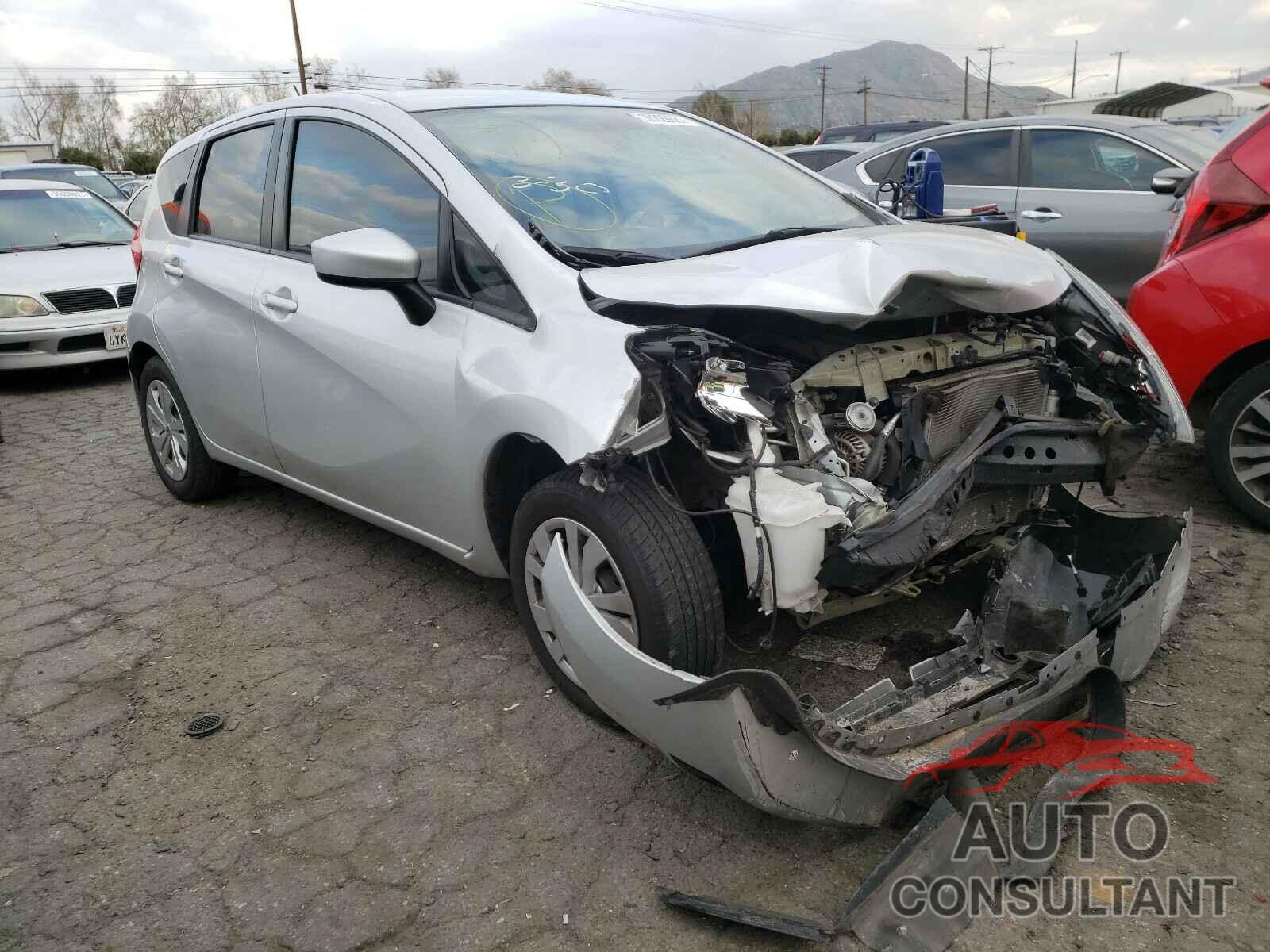 NISSAN VERSA 2018 - 3N1CE2CP9JL351774