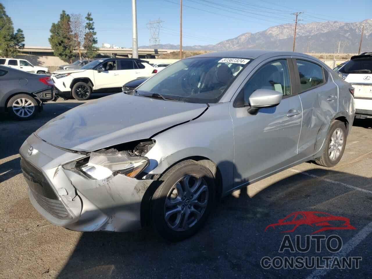 TOYOTA YARIS 2018 - 3MYDLBYV0JY317614