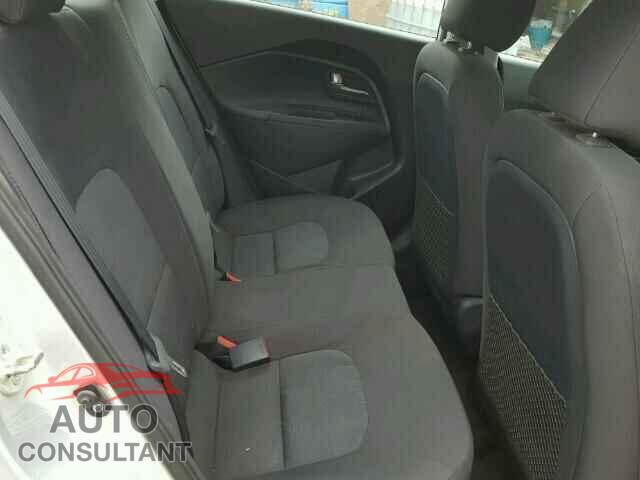 KIA RIO 2015 - KNADM4A3XF6450876
