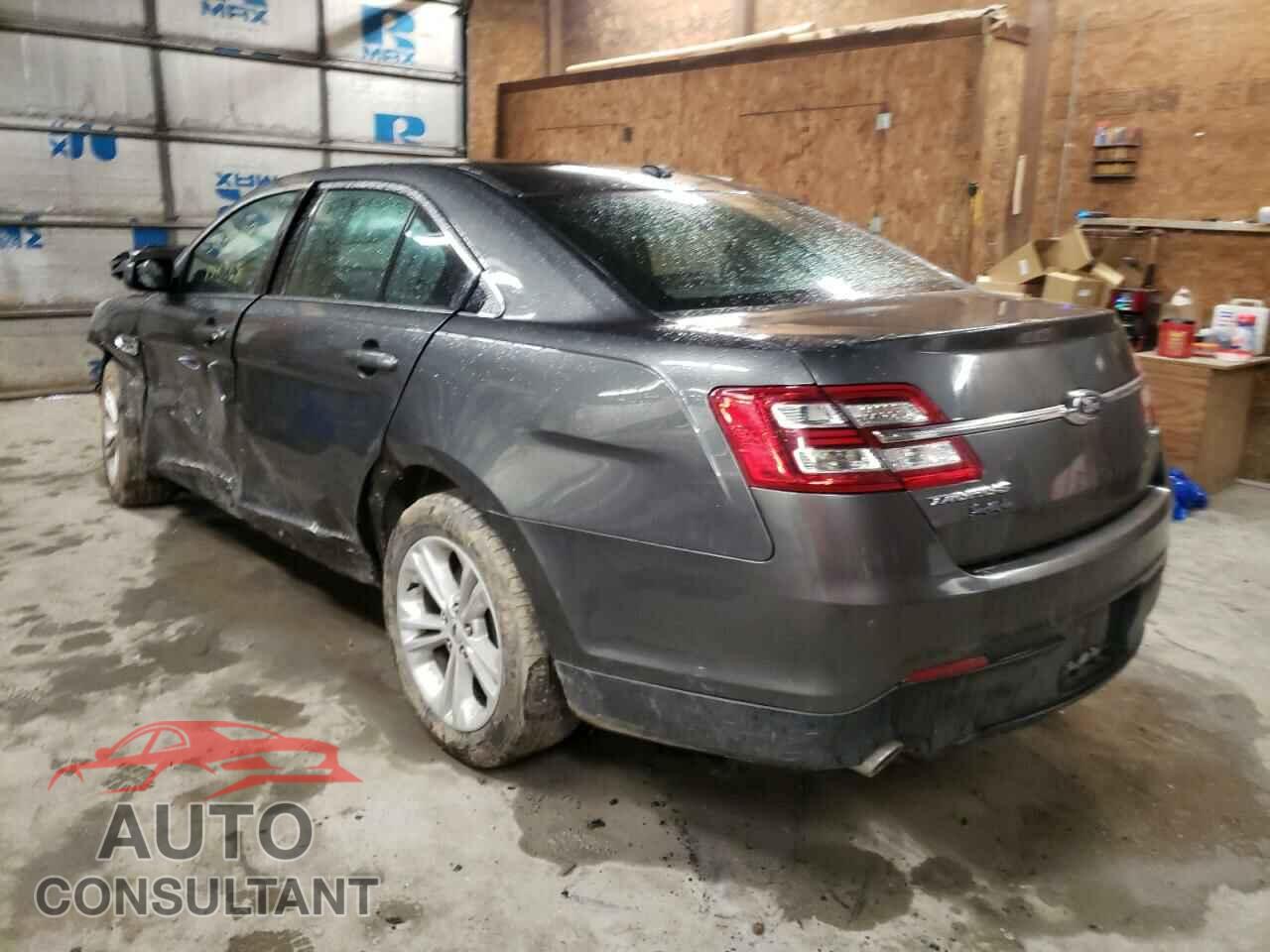 FORD TAURUS 2017 - 1FAHP2E89HG122308