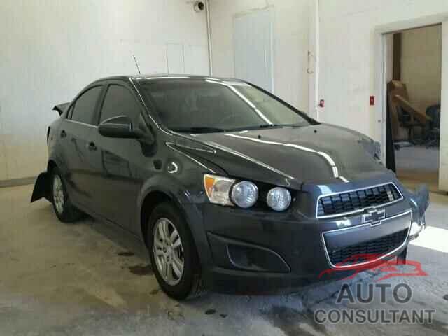 CHEVROLET SONIC 2015 - 1G1JC5SB2F4152282