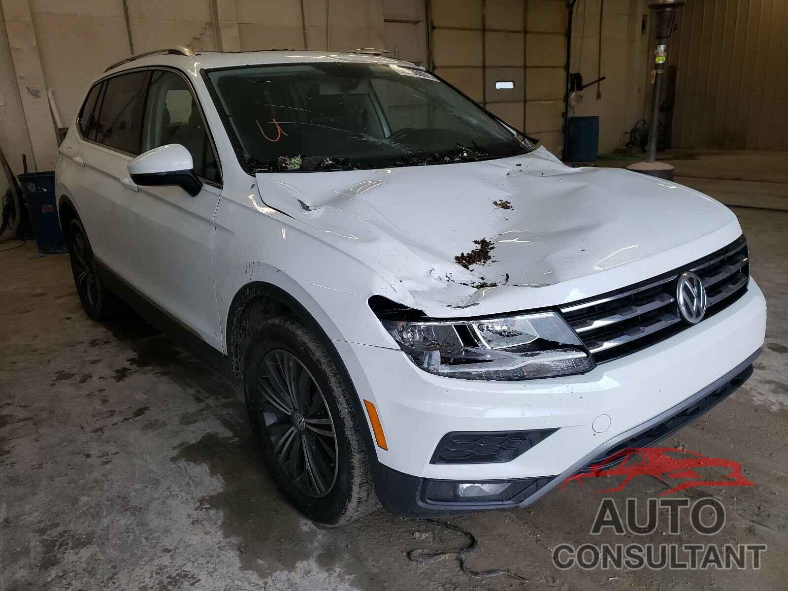 VOLKSWAGEN TIGUAN 2018 - 3VV3B7AX9JM060449