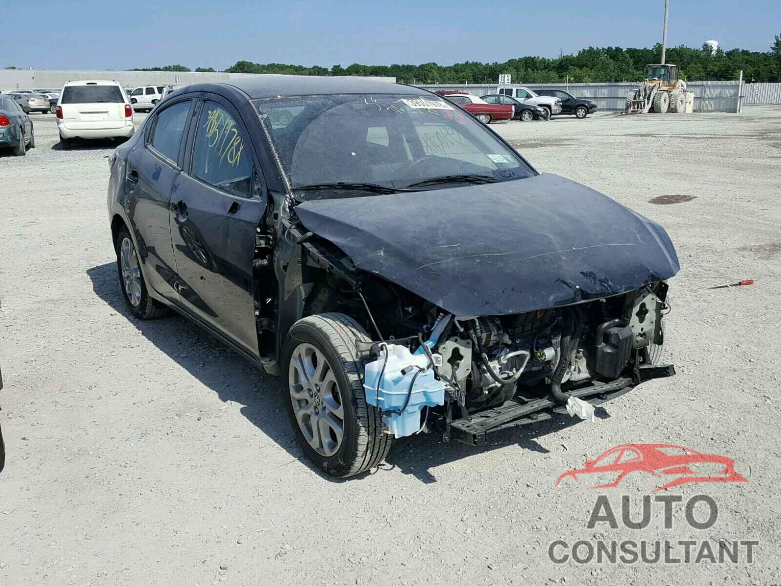 TOYOTA YARIS 2017 - 3MYDLBYV1HY155115