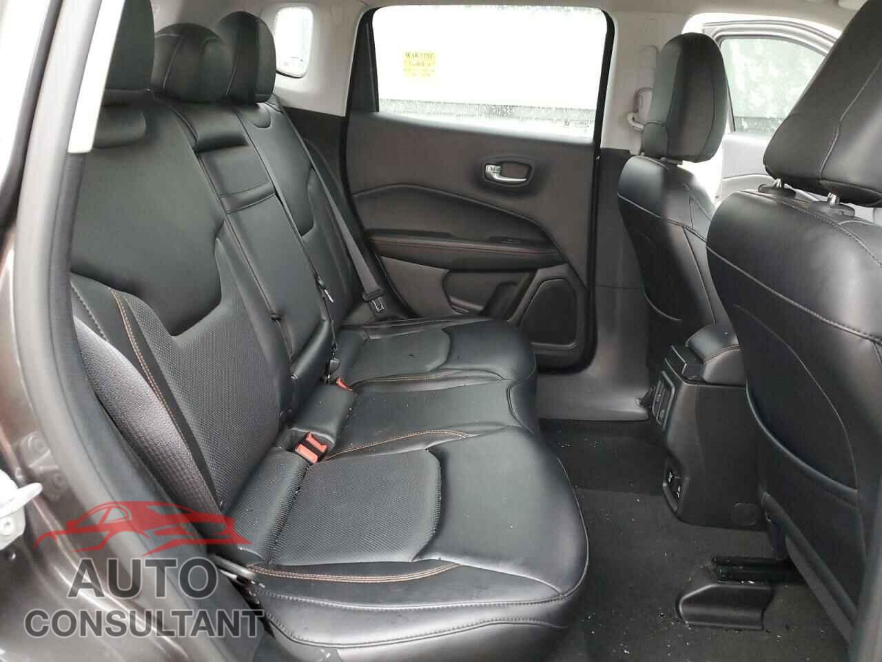 JEEP COMPASS 2017 - 3C4NJDCB4HT639987