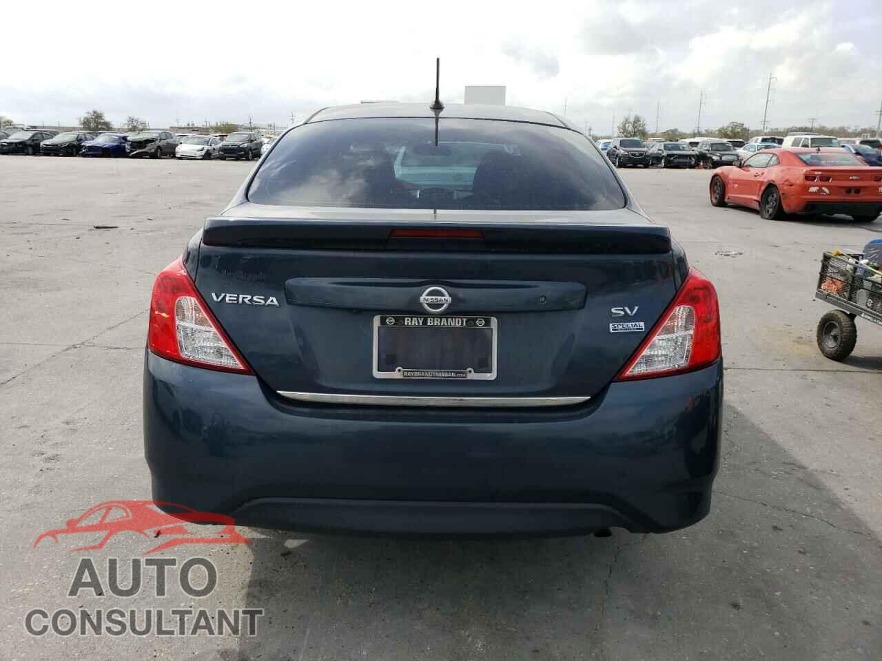 NISSAN VERSA 2017 - 3N1CN7AP1HL856136