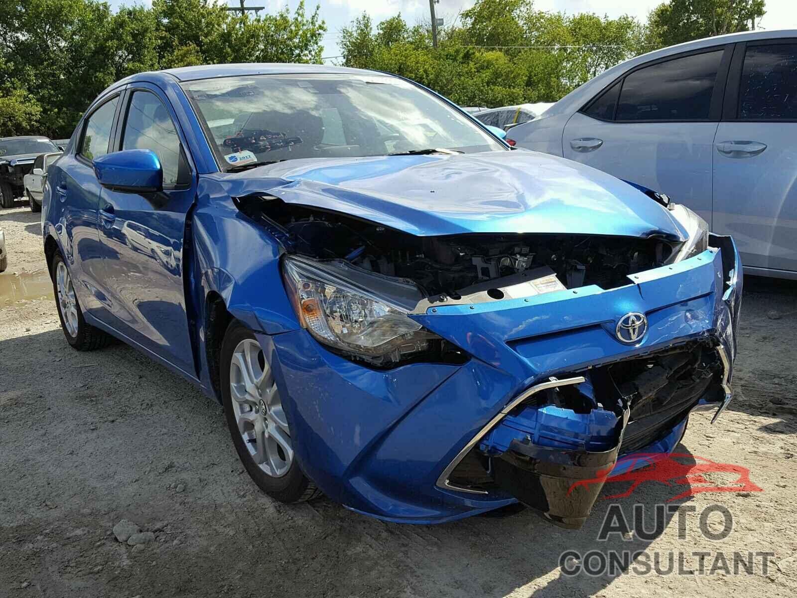 TOYOTA YARIS 2017 - 3MYDLBYV1HY154773