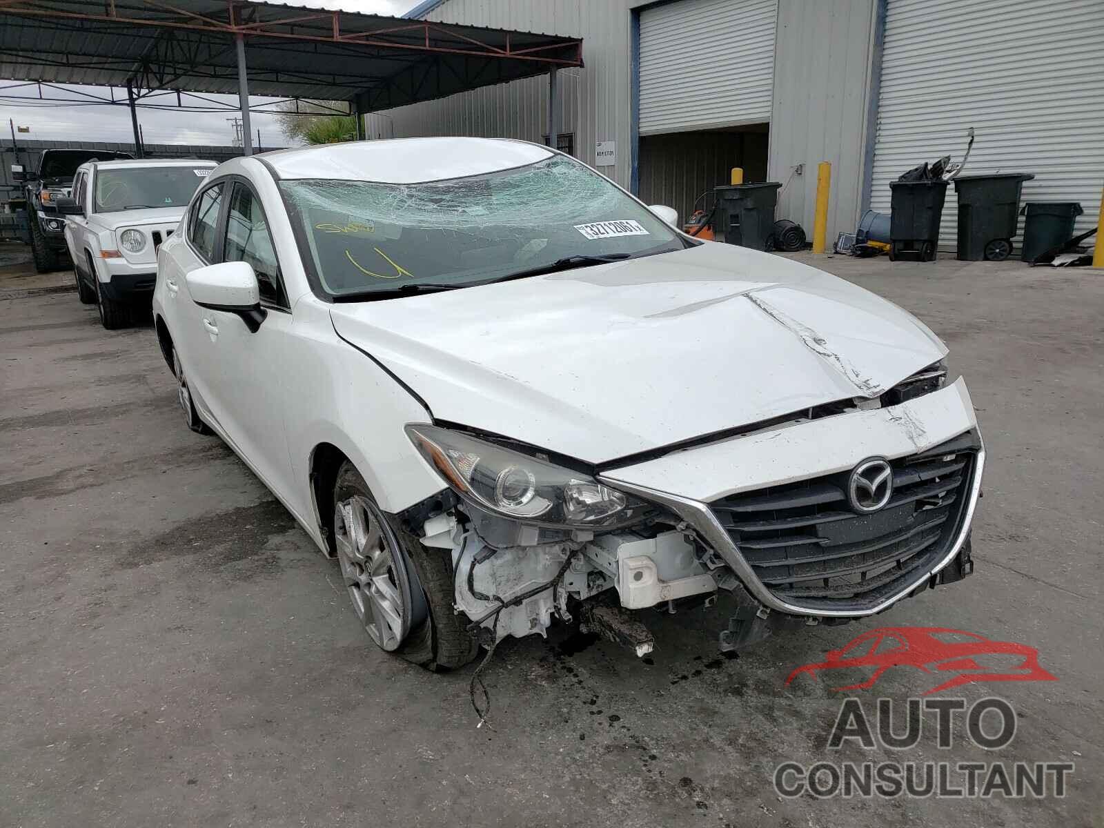 MAZDA 3 2016 - JM1BM1U7XG1313121