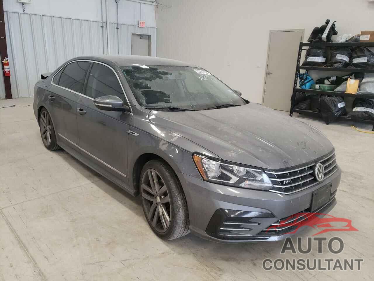 VOLKSWAGEN PASSAT 2017 - 1VWDT7A3XHC055055
