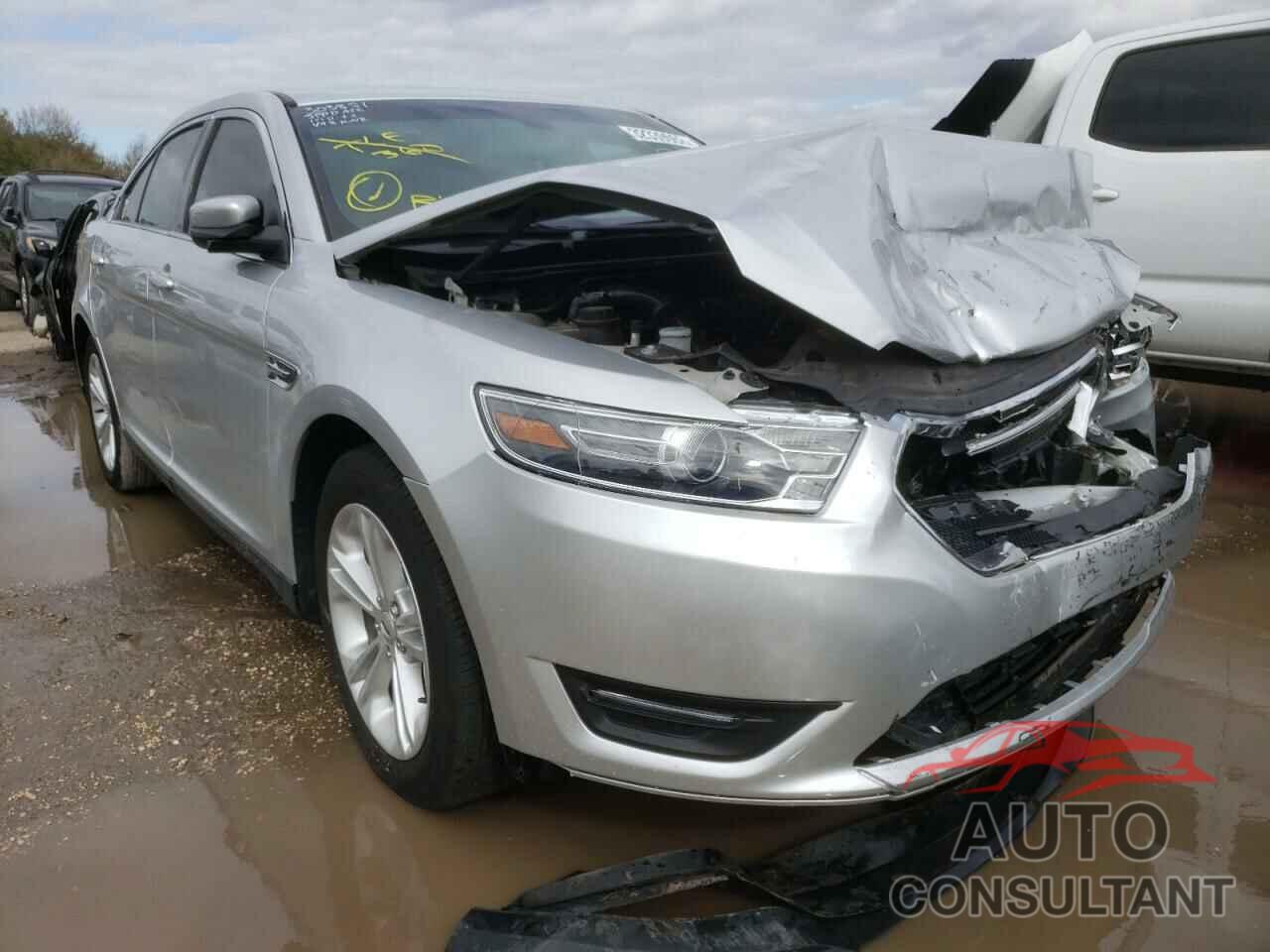 FORD TAURUS 2019 - 1FAHP2E87KG109712