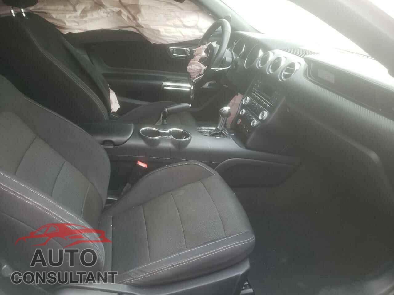 FORD MUSTANG 2016 - 1FA6P8AM6G5301882