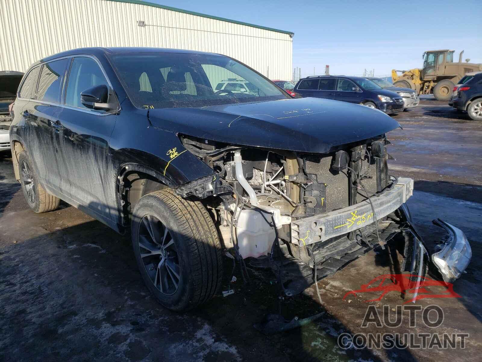 TOYOTA HIGHLANDER 2018 - 5TDBZRFH7JS807291