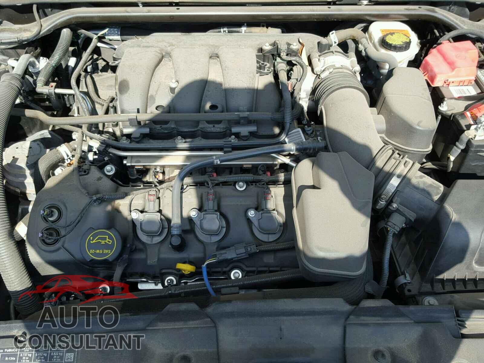 FORD TAURUS 2015 - 1FAHP2D85FG184271