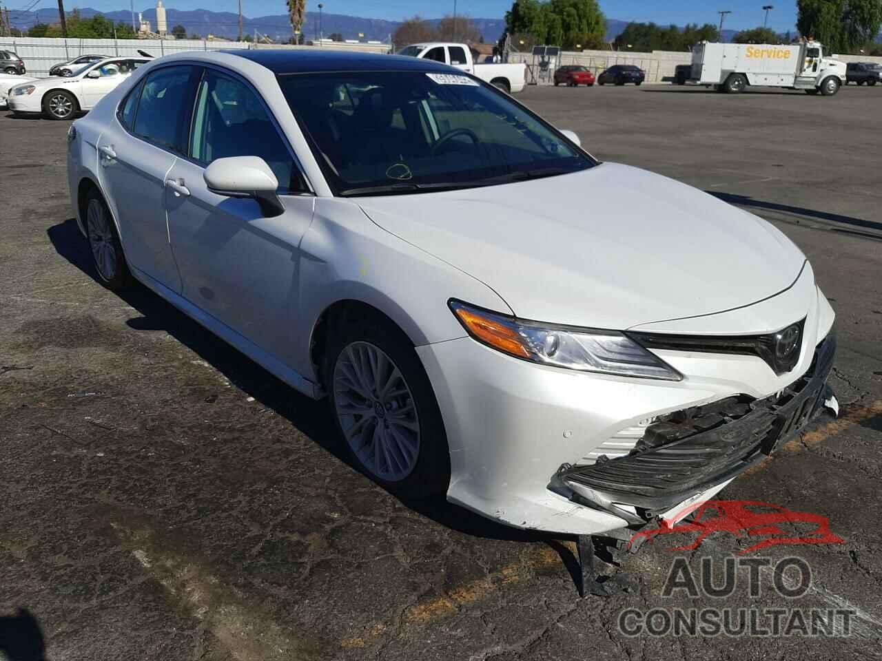 TOYOTA CAMRY 2019 - 4T1B11HK1KU713322