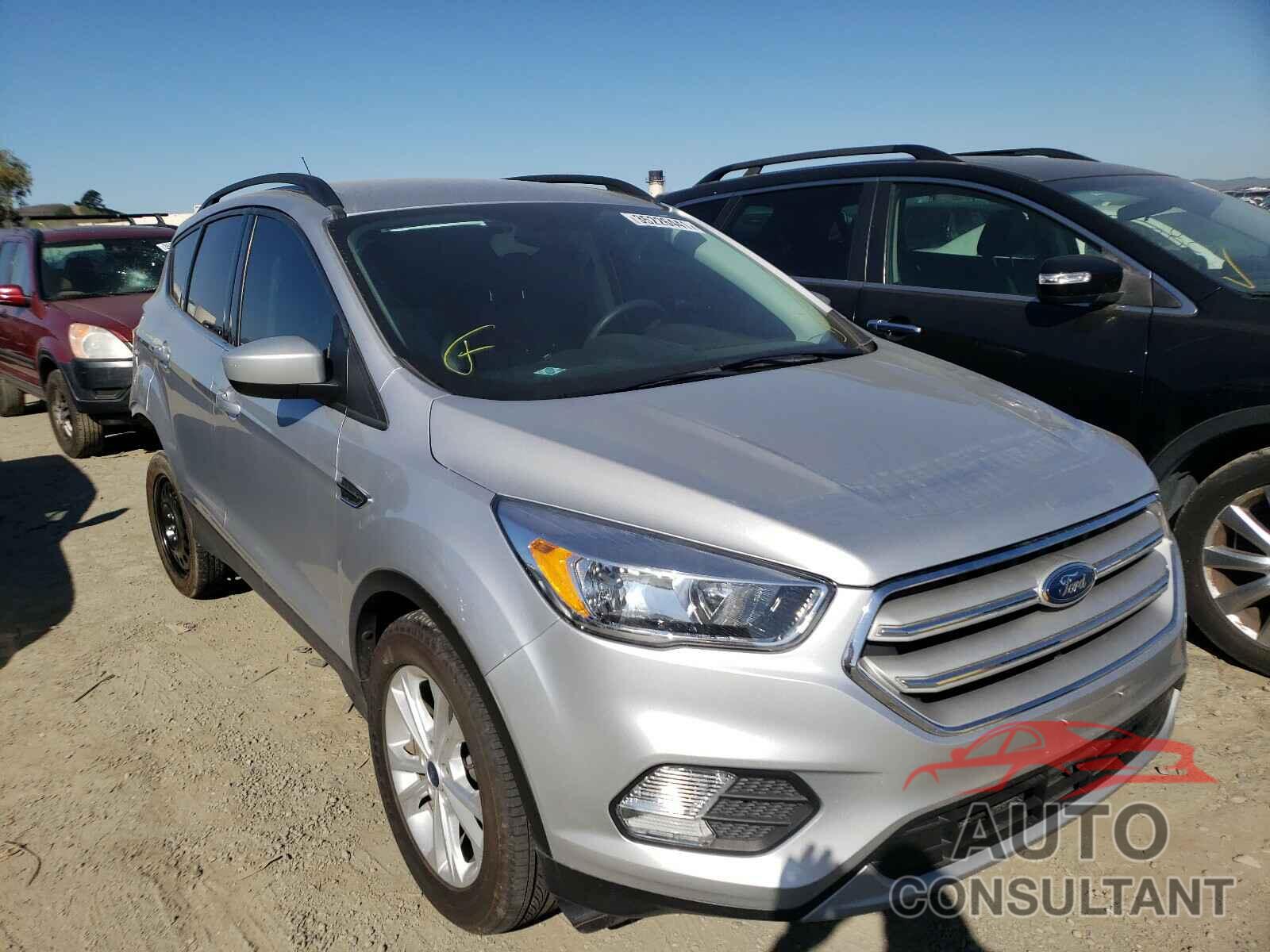 FORD ESCAPE 2018 - 1FMCU0GD0JUB75994