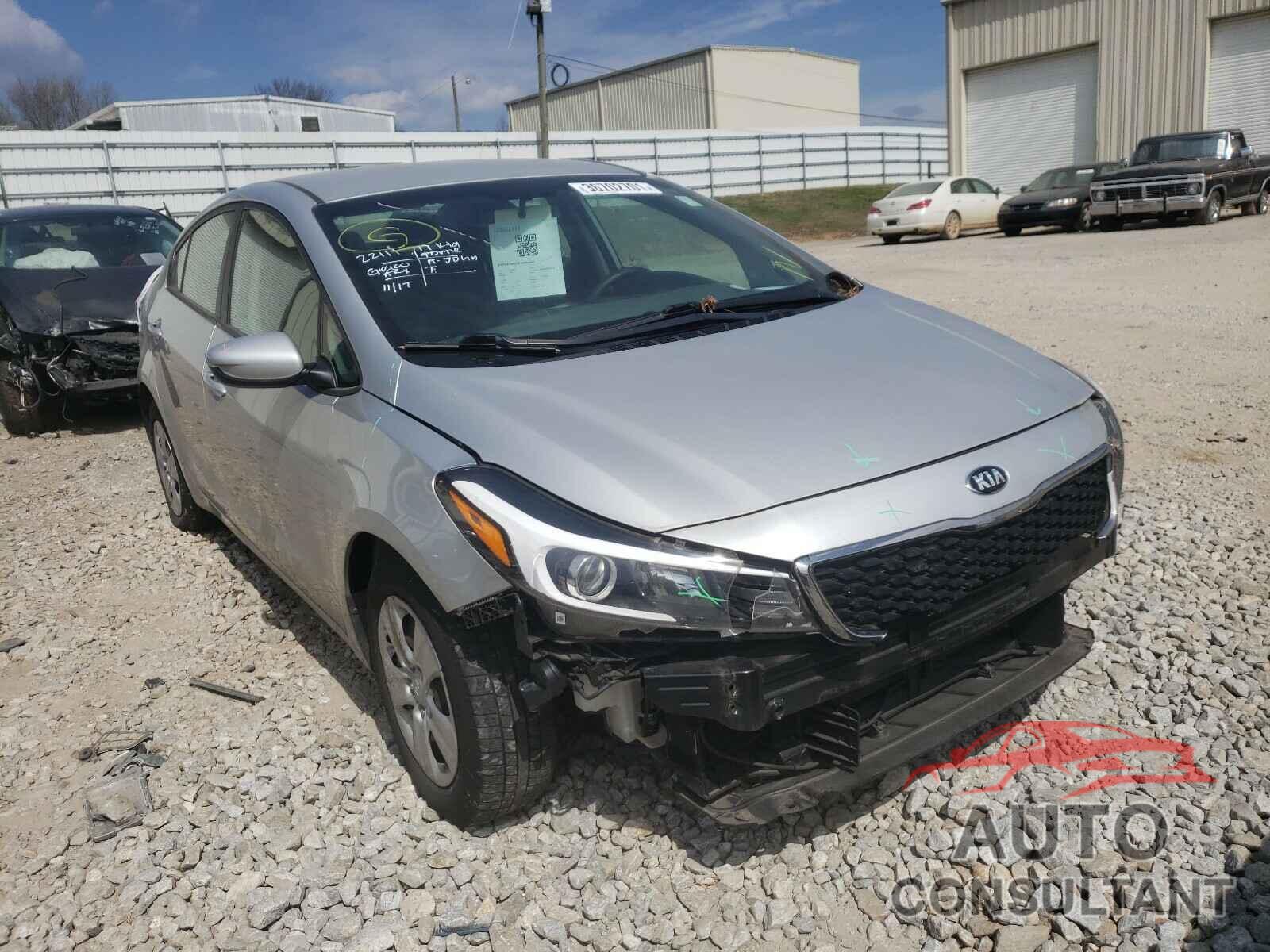 KIA FORTE 2017 - 3KPFK4A75HE084293