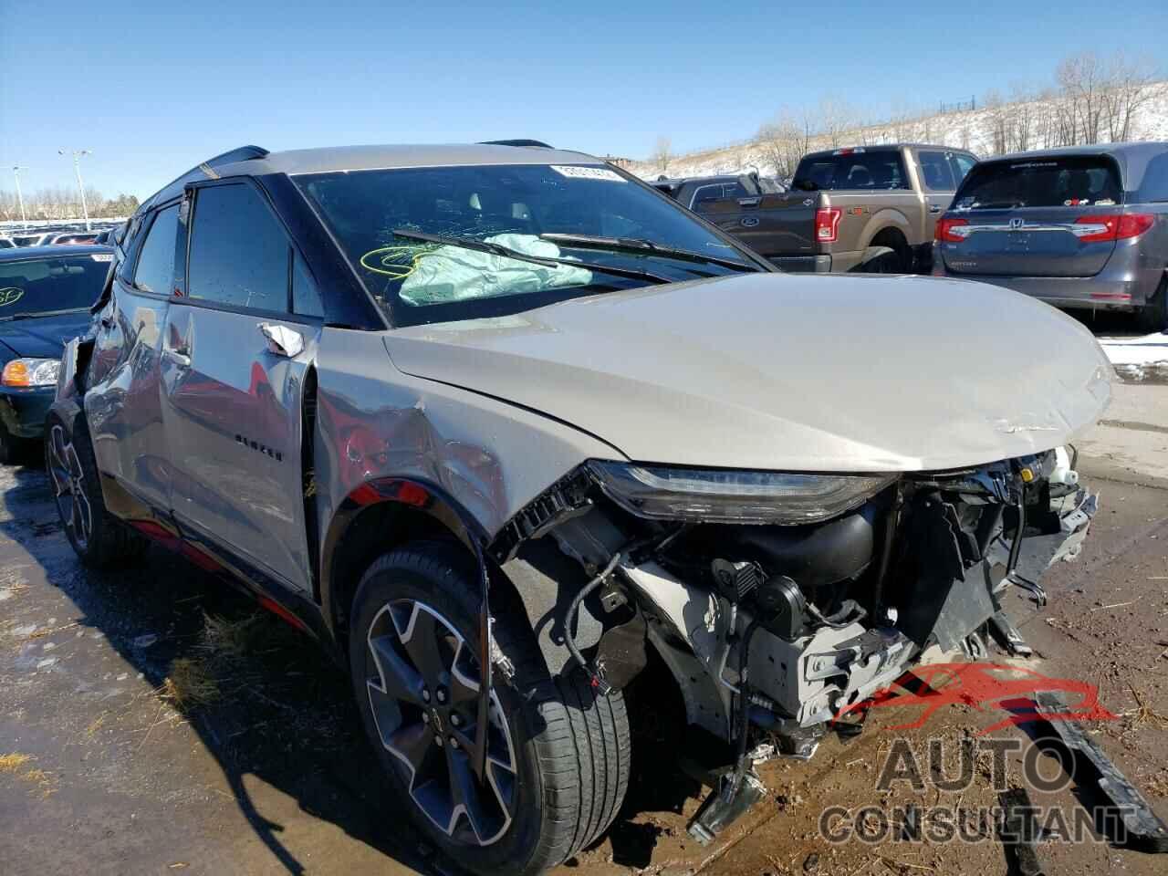 CHEVROLET BLAZER 2021 - 3GNKBKRS5MS558418