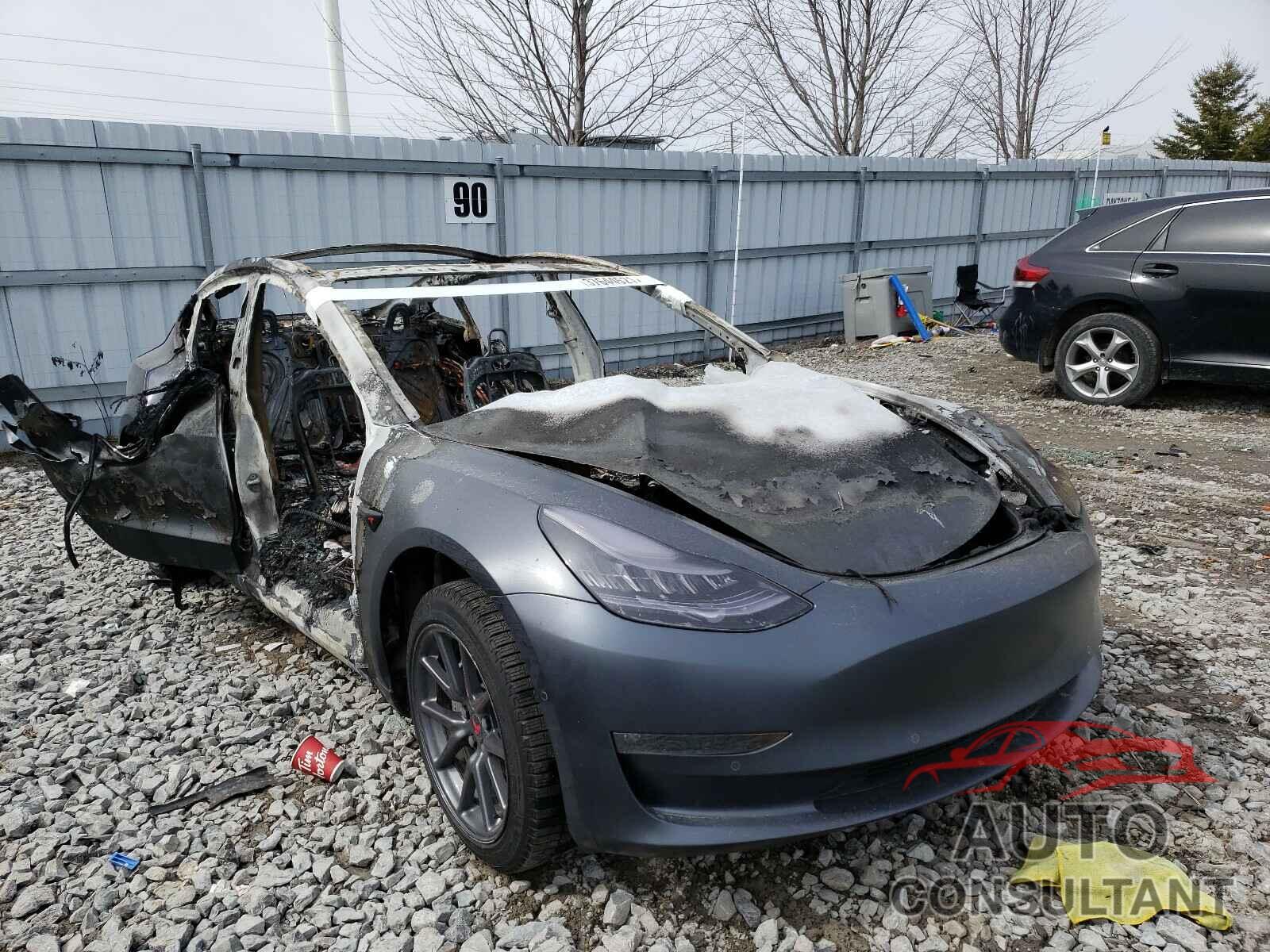 TESLA MODEL 3 2018 - 5YJ3E1EA0JF028728