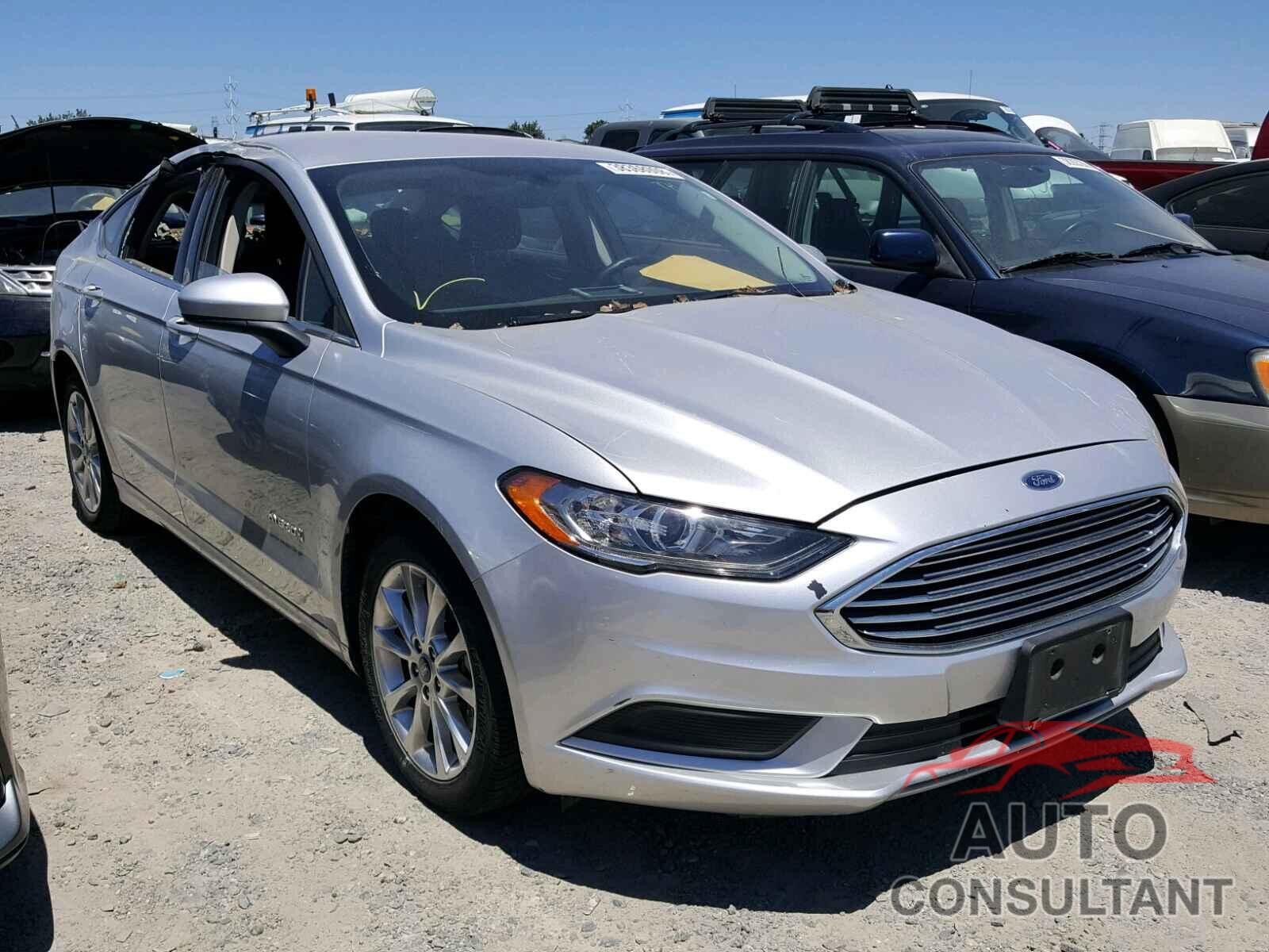 FORD FUSION 2017 - 3FA6P0LUXHR223863