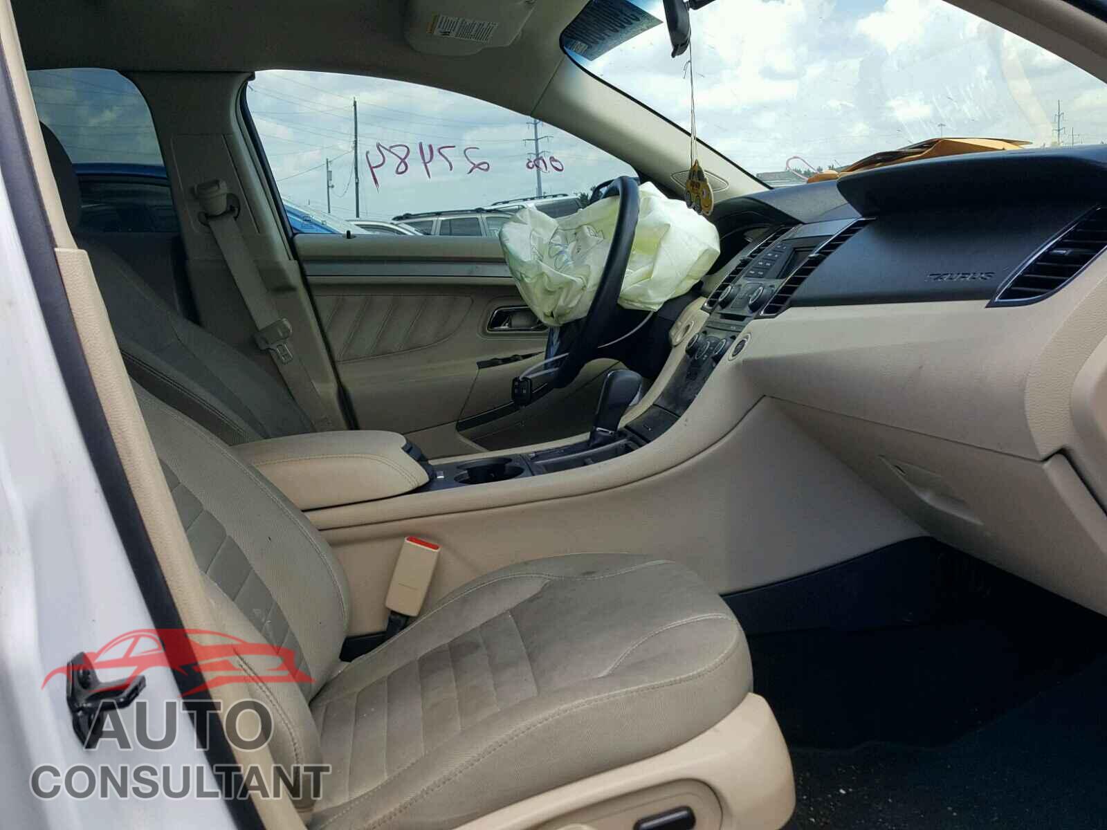FORD TAURUS 2016 - 1FAHP2D88GG148043
