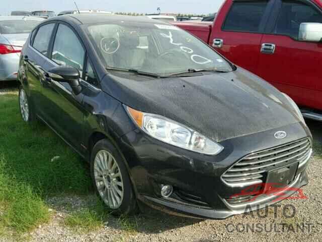FORD FIESTA 2015 - 3FADP4FJ7FM201121