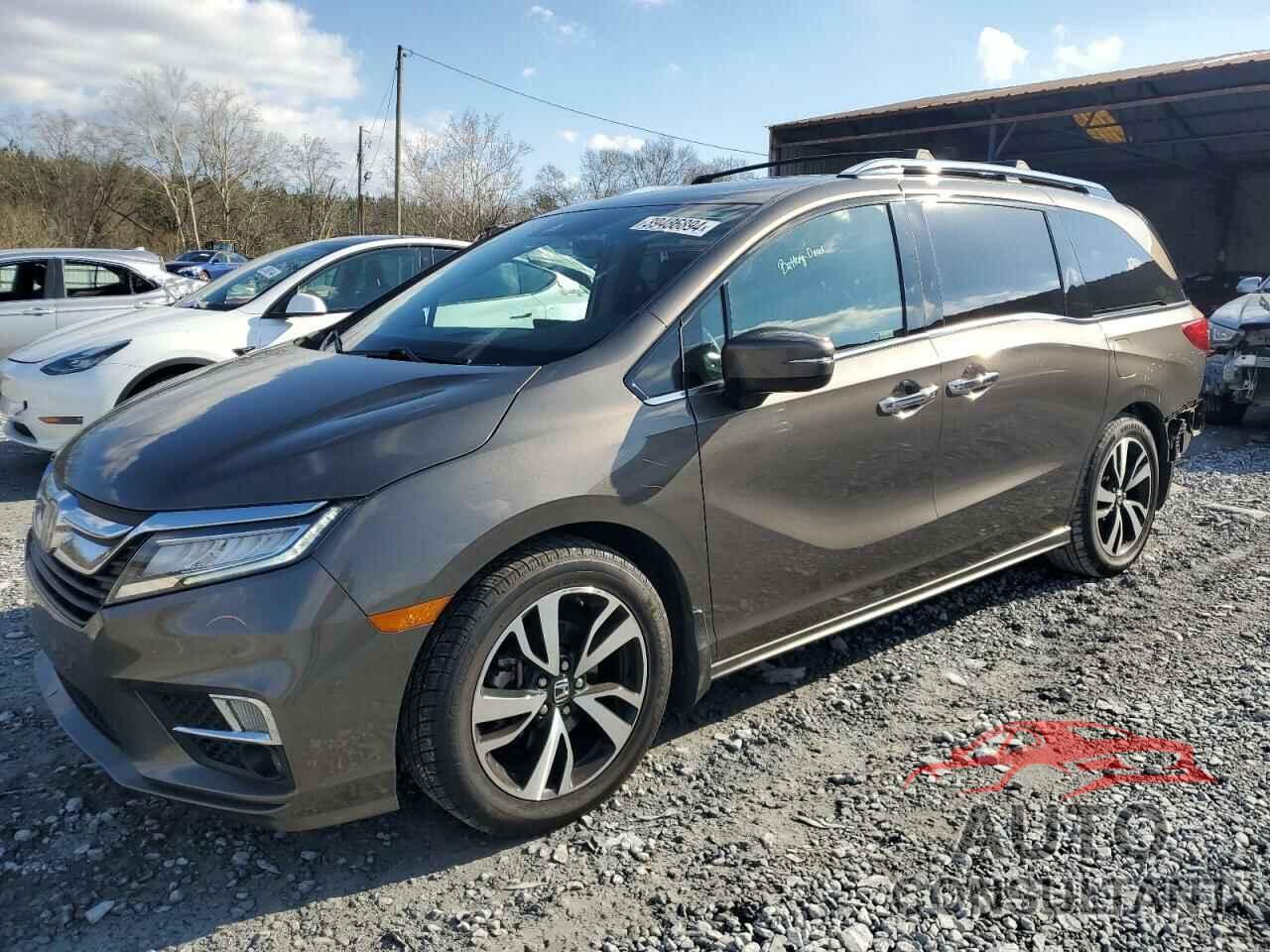 HONDA ODYSSEY 2018 - 5FNRL6H91JB105265