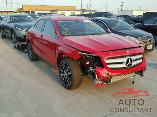 MERCEDES-BENZ GLA 250 2015 - WDCTG4EB9FJ127448