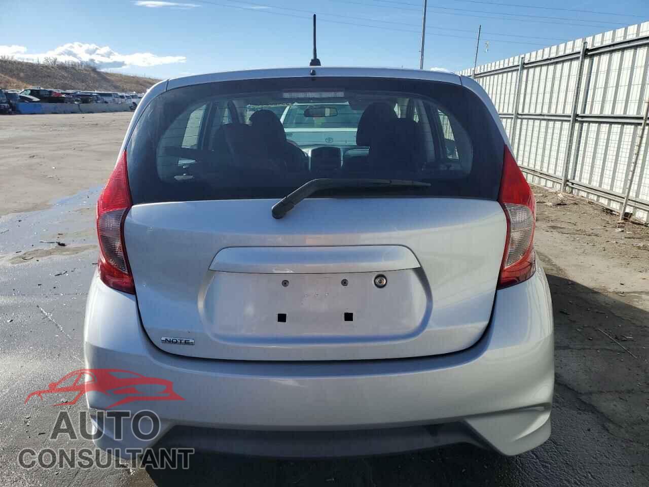 NISSAN VERSA 2017 - 3N1CE2CP4HL365981