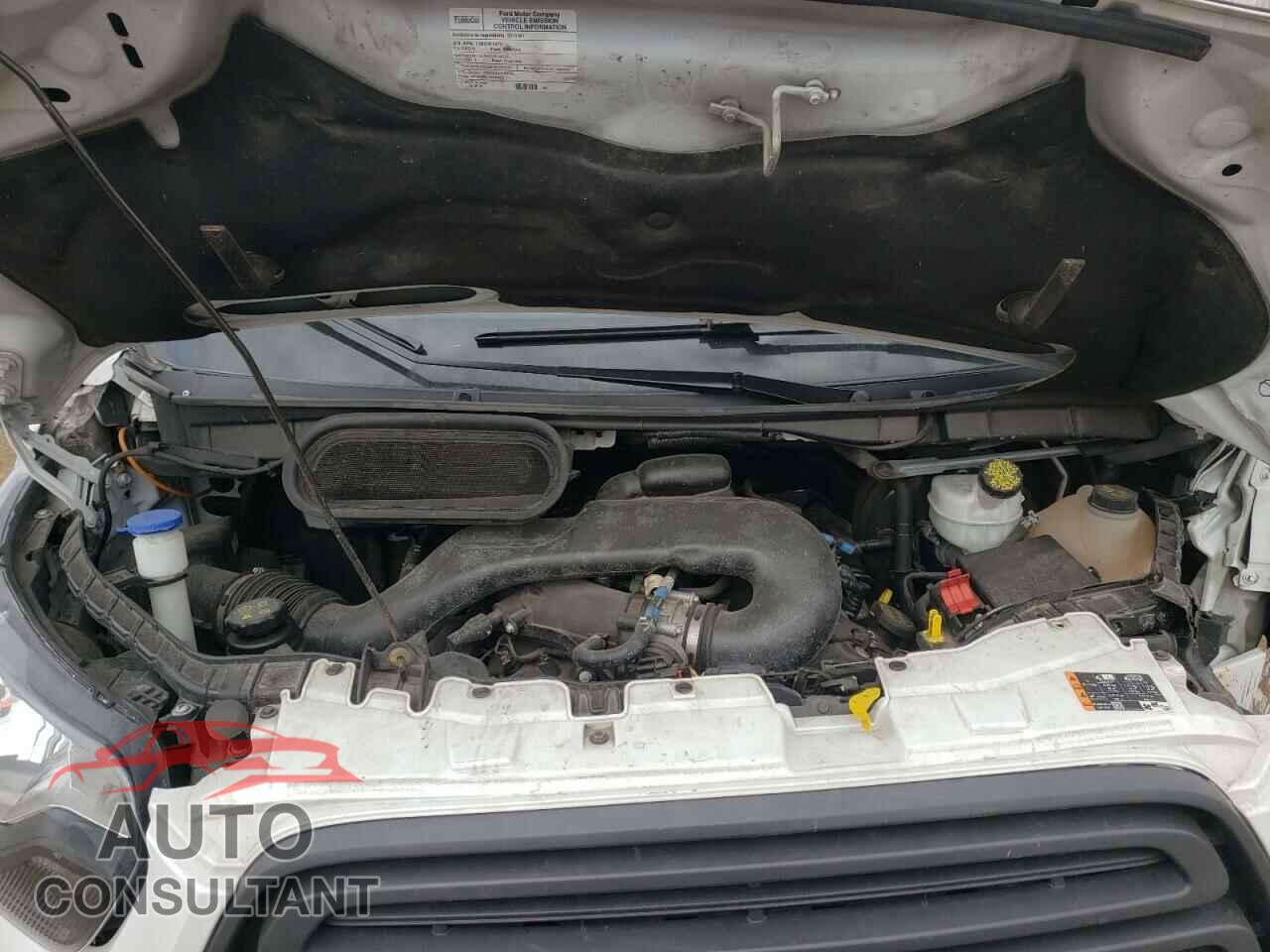FORD TRANSIT CO 2018 - 1FTYE1ZM5JKA91840