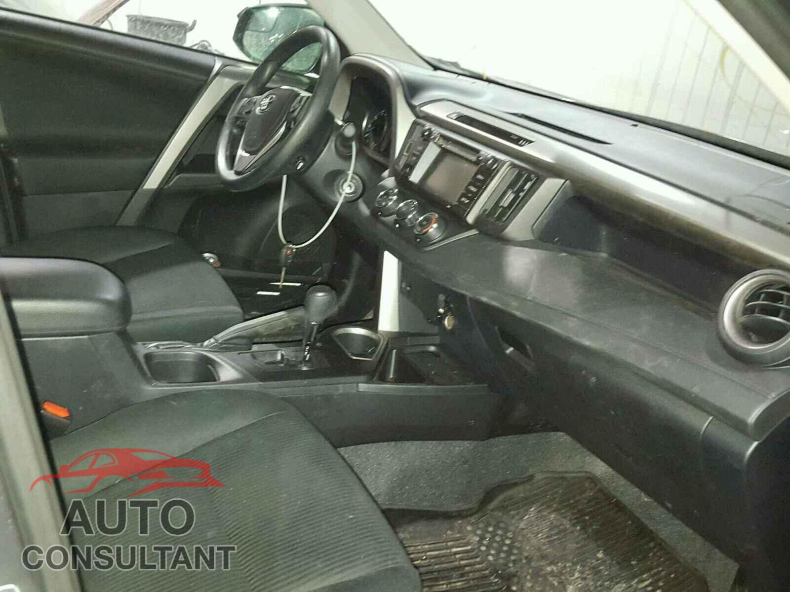 TOYOTA RAV4 2017 - 2T3BFREV6HW596366