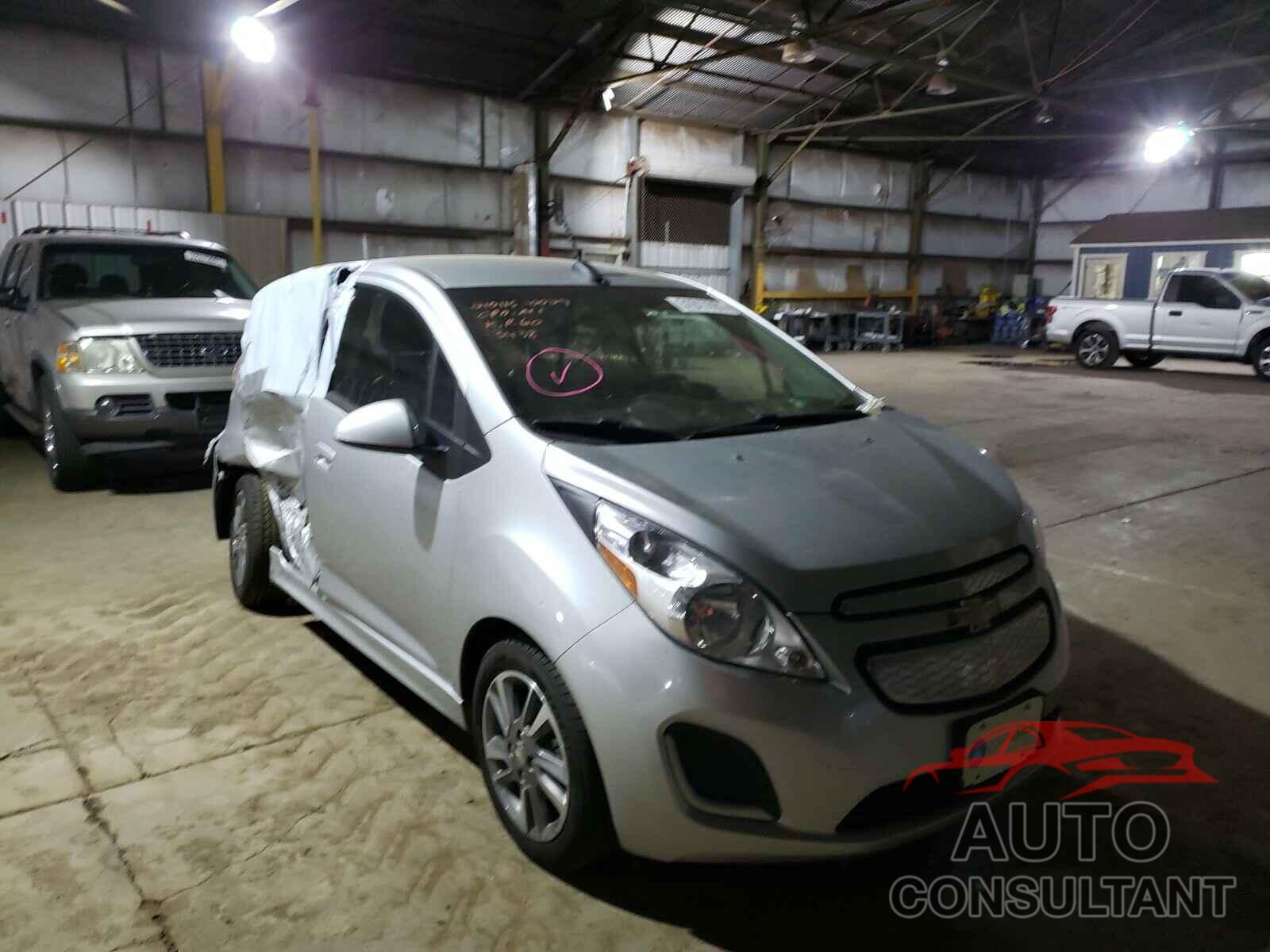 CHEVROLET SPARK 2016 - KL8CK6S09GC573438