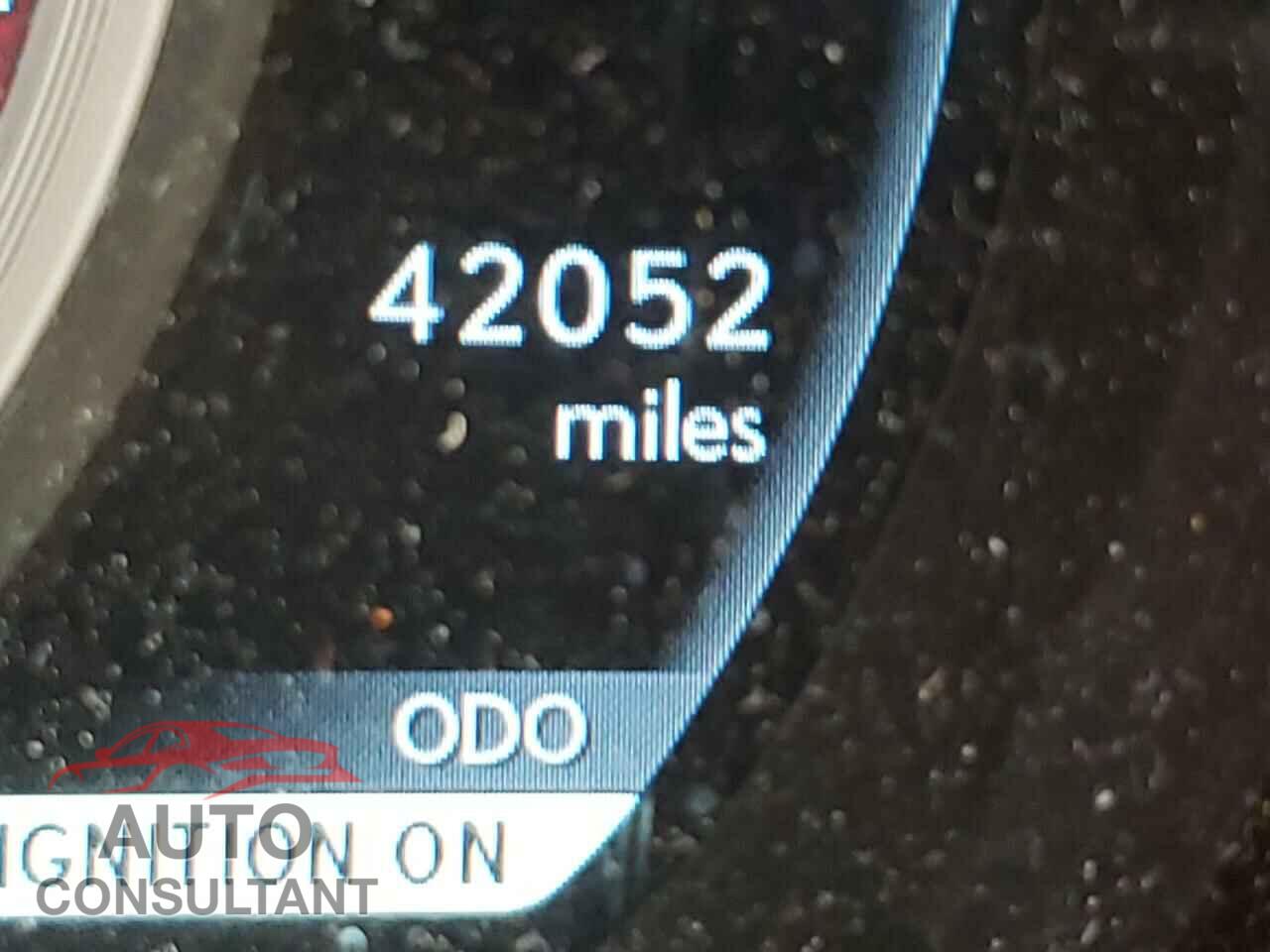 LEXUS IS 2016 - JTHBE1D24G5027113