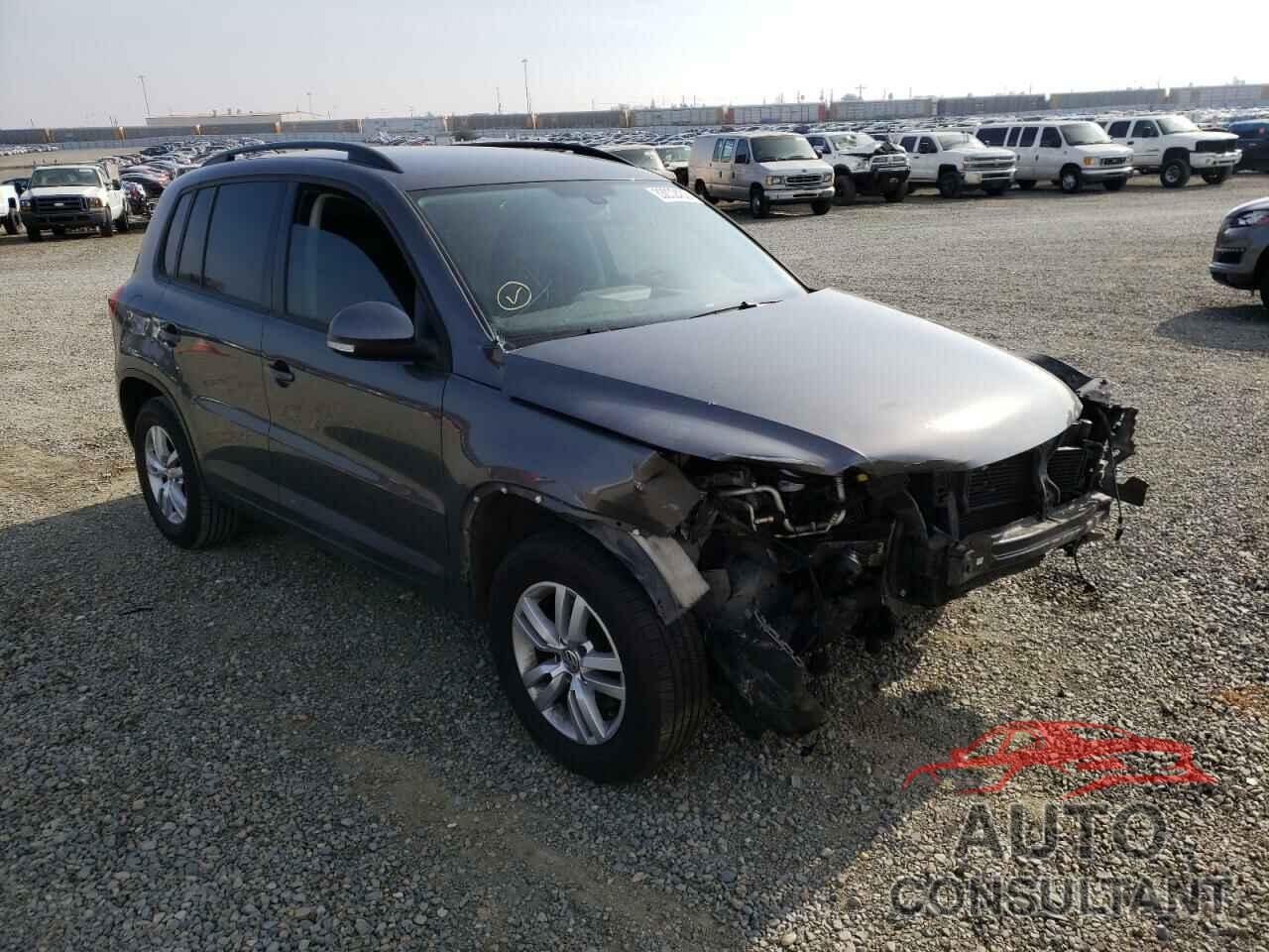 VOLKSWAGEN TIGUAN 2016 - WVGAV7AXXGW602353