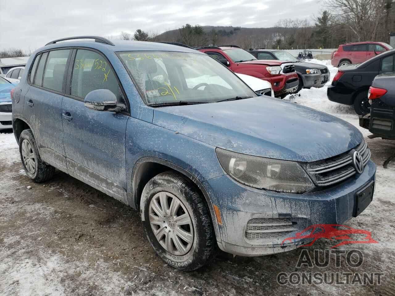 VOLKSWAGEN TIGUAN 2017 - WVGBV7AX2HK045256