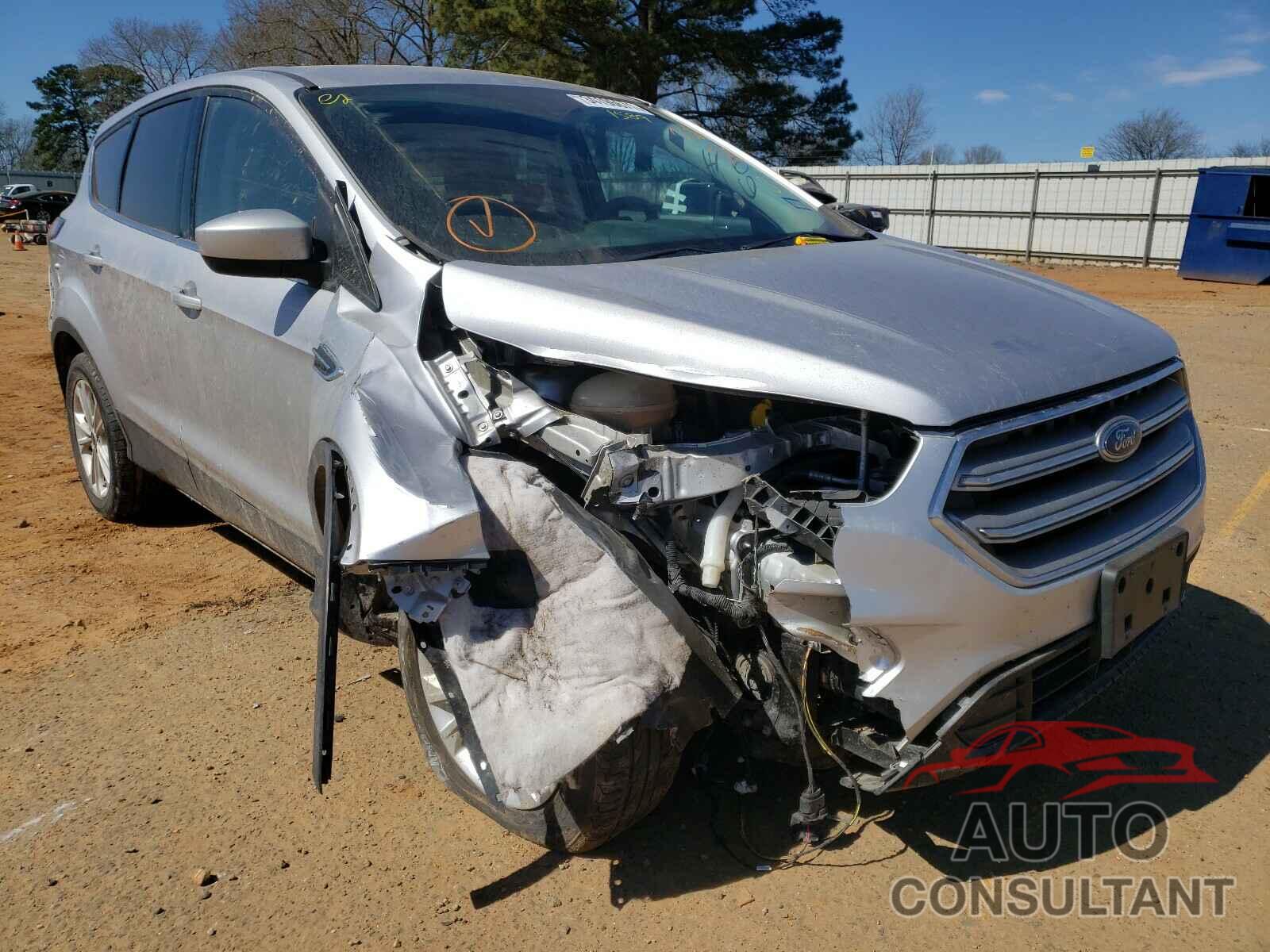 FORD ESCAPE 2017 - JN1BJ1CP5HW008546