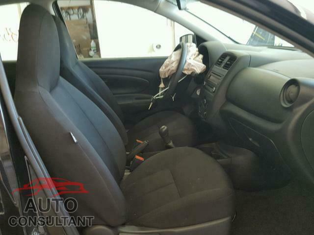 NISSAN VERSA 2016 - 1V2TR2CA4MC577314
