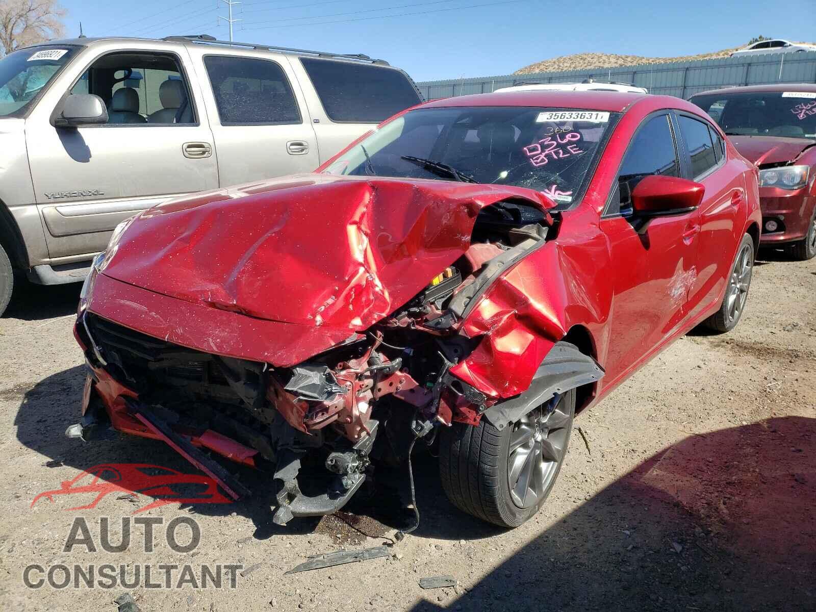 MAZDA 3 2018 - 3MZBN1V39JM244342