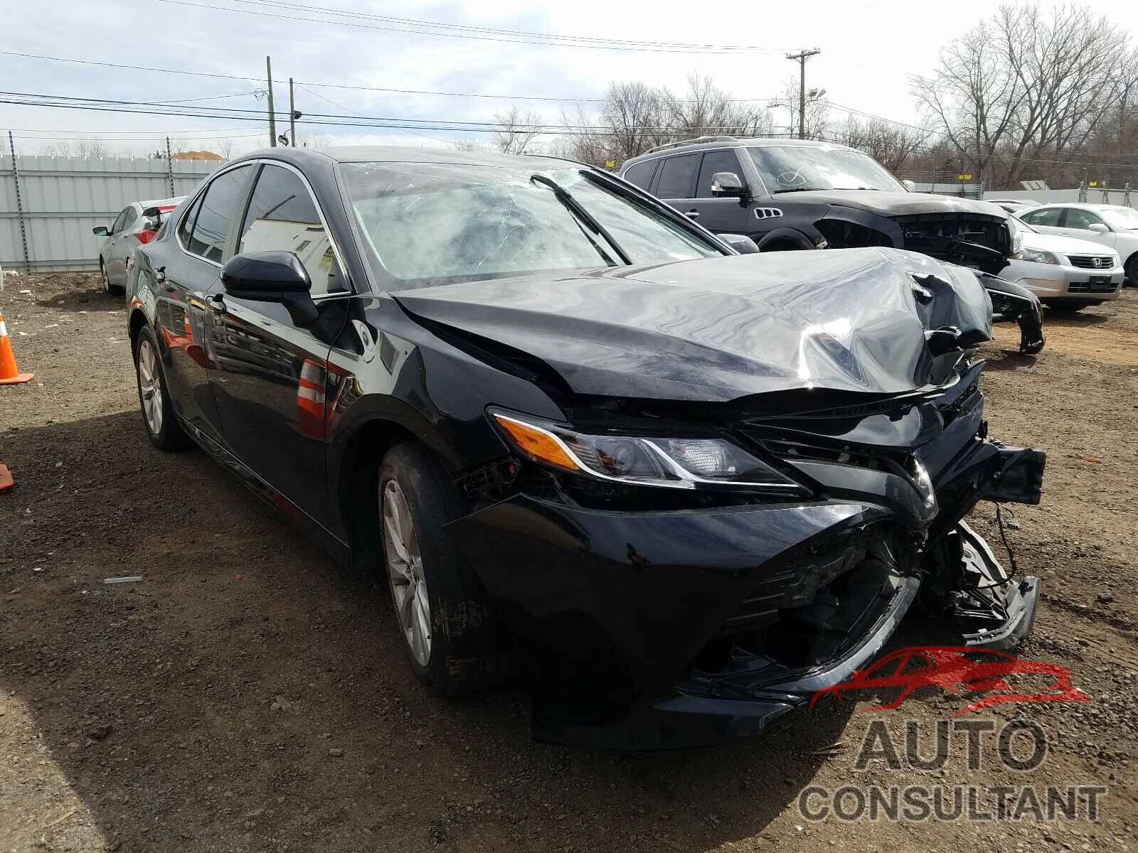 TOYOTA CAMRY 2019 - 4T1B11HKXKU683124