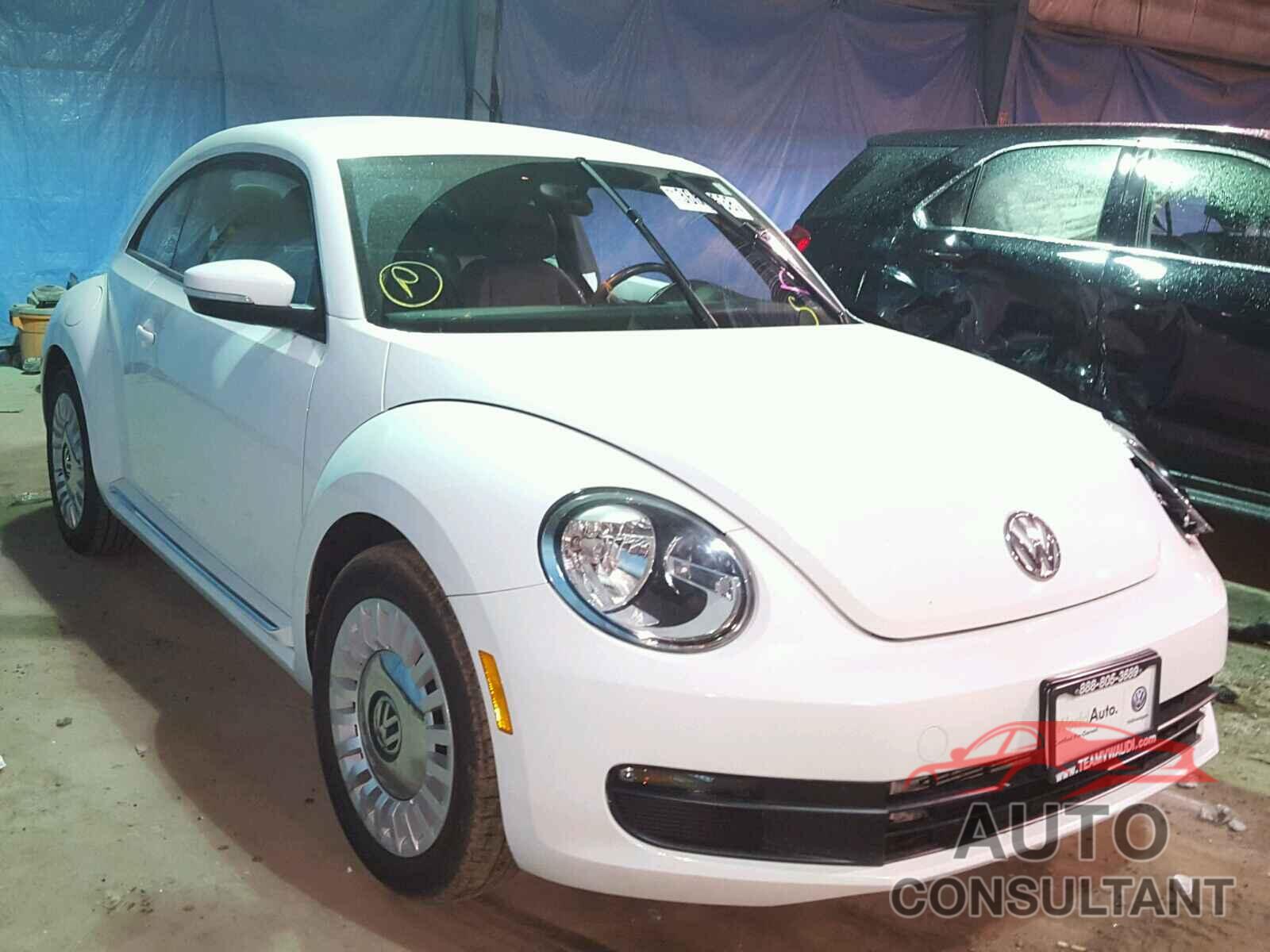 VOLKSWAGEN BEETLE 2015 - 3VWJ07AT0FM633915