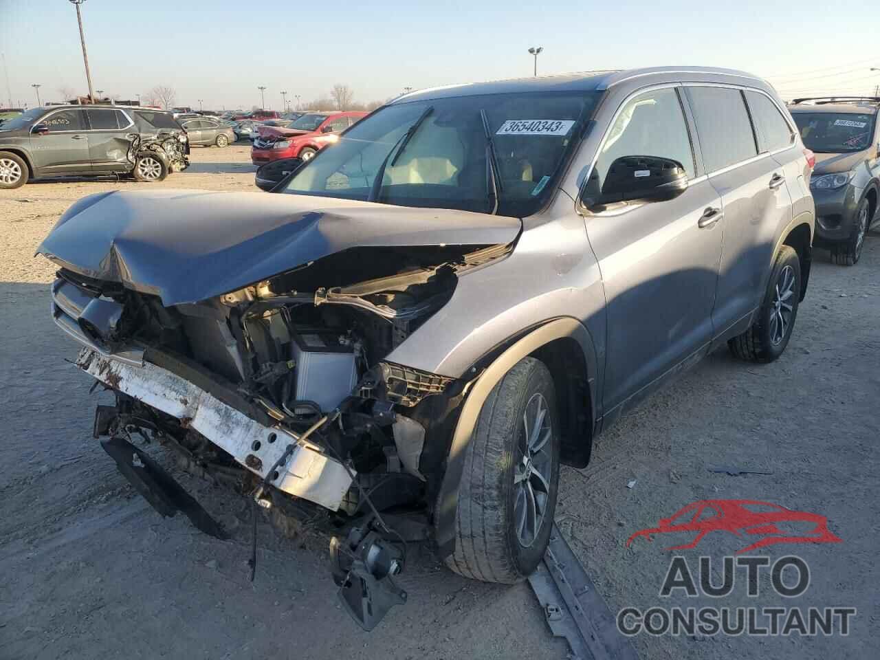 TOYOTA HIGHLANDER 2019 - 5TDJZRFH7KS916962