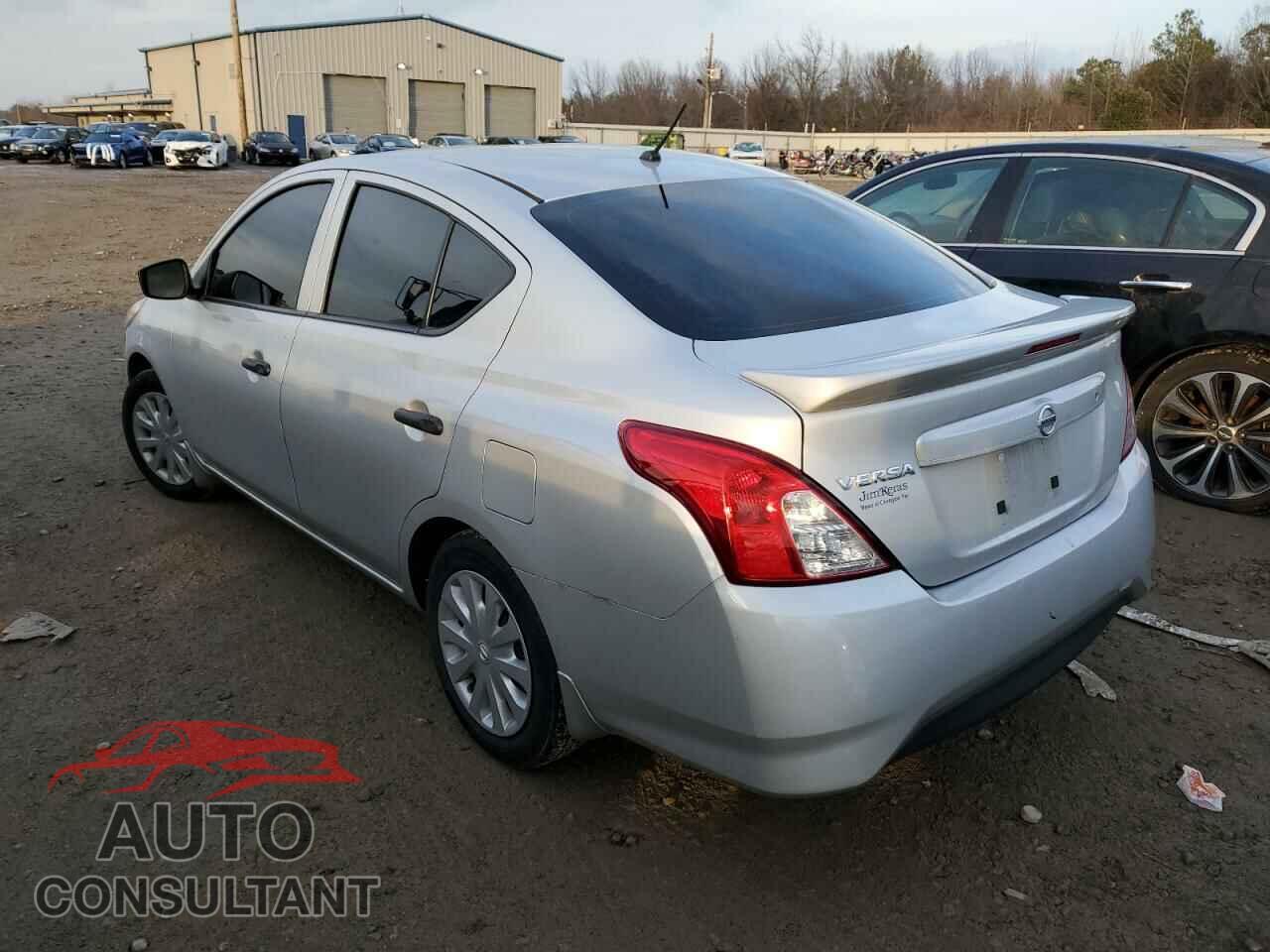 NISSAN VERSA 2017 - 3N1CN7APXHL856247
