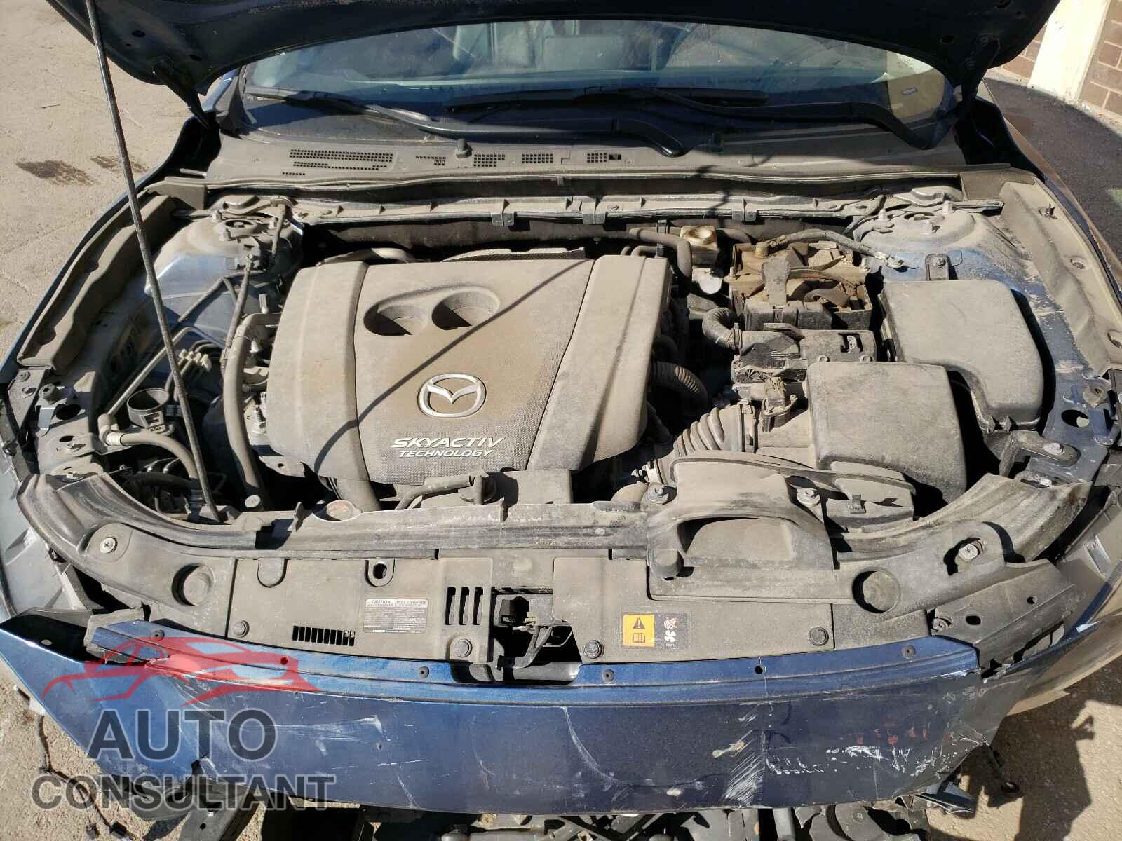 MAZDA 3 2017 - 3MZBN1V76HM110918