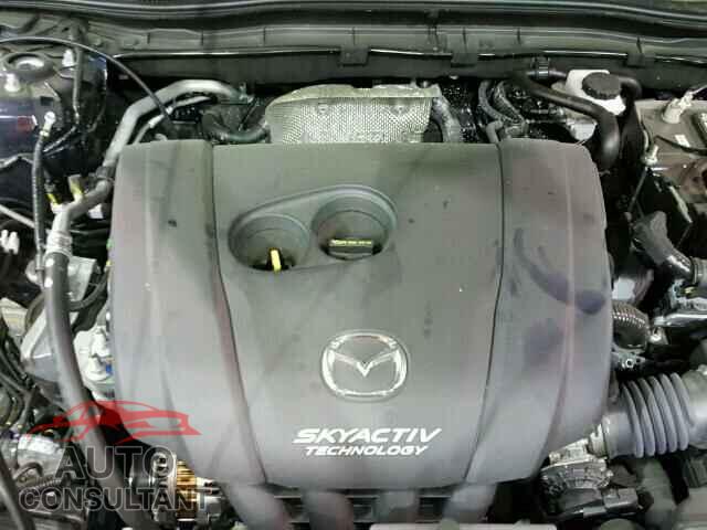 MAZDA 3 2017 - 3MZBN1V71HM102743