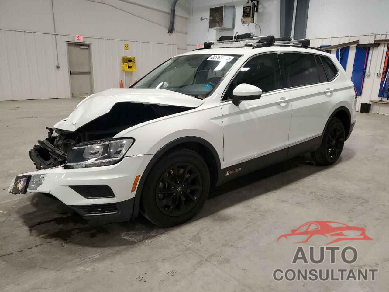 VOLKSWAGEN TIGUAN 2018 - 3VV2B7AX0JM148771