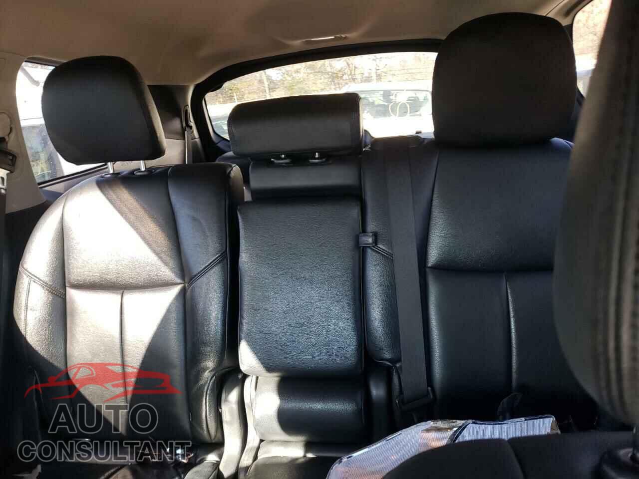 NISSAN PATHFINDER 2015 - 5N1AR2MM8FC710754