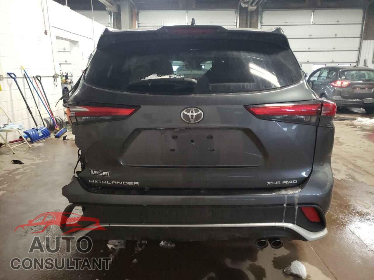 TOYOTA HIGHLANDER 2021 - 5TDJZRBH9MS133473