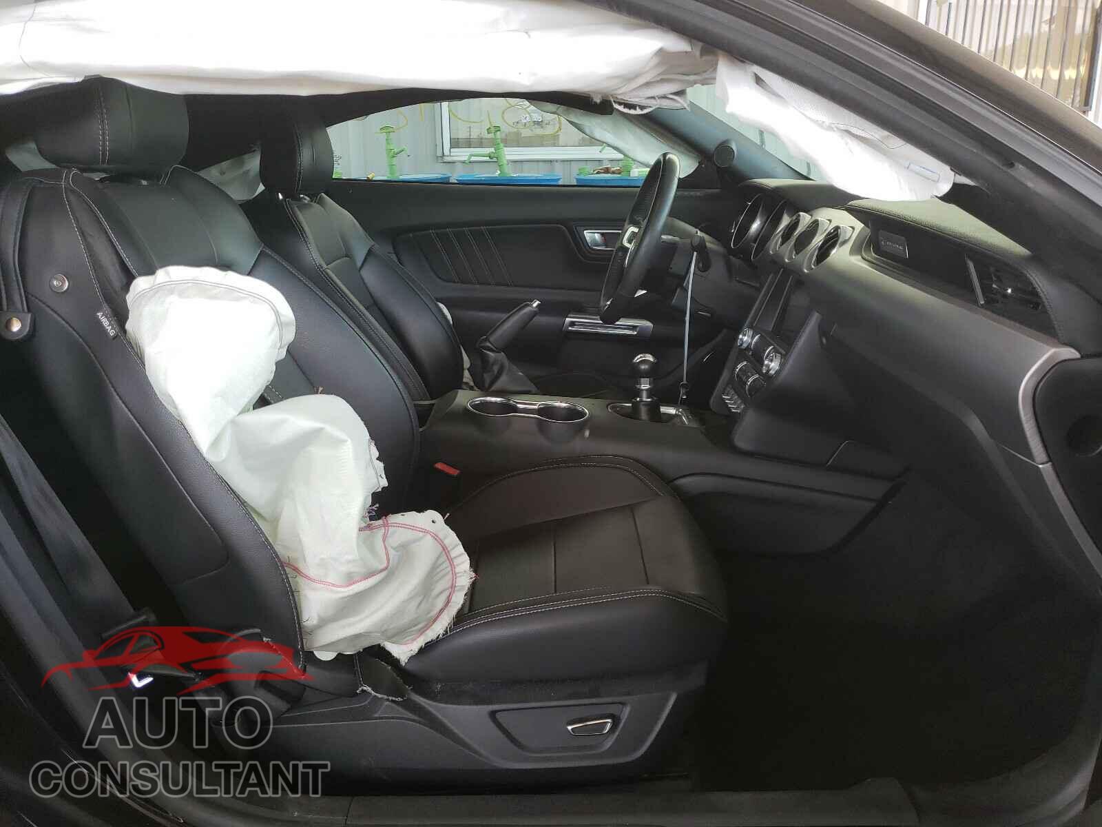 FORD MUSTANG 2018 - 1FA6P8CFXJ5116689